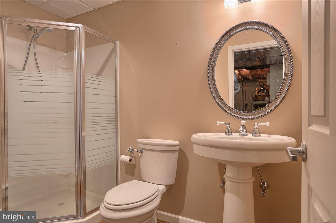 GREENBRIAR MEADOWS - Residential