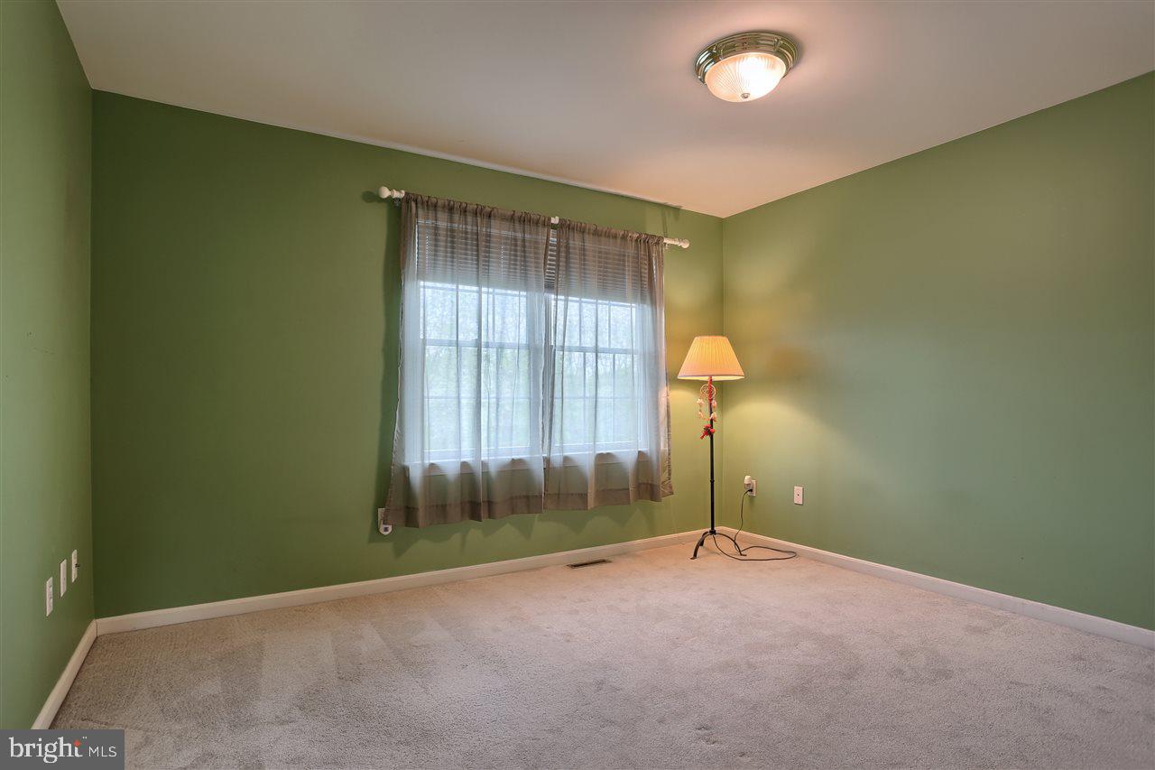 GREENBRIAR MEADOWS - Residential