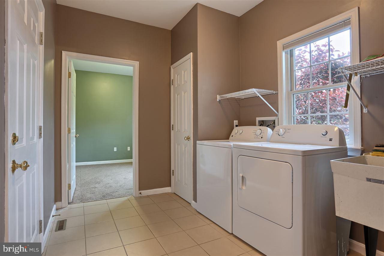 GREENBRIAR MEADOWS - Residential