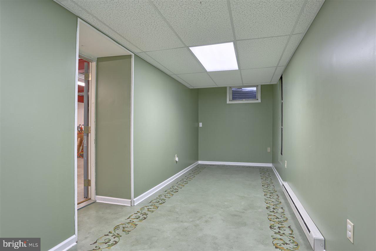 GREENBRIAR MEADOWS - Residential