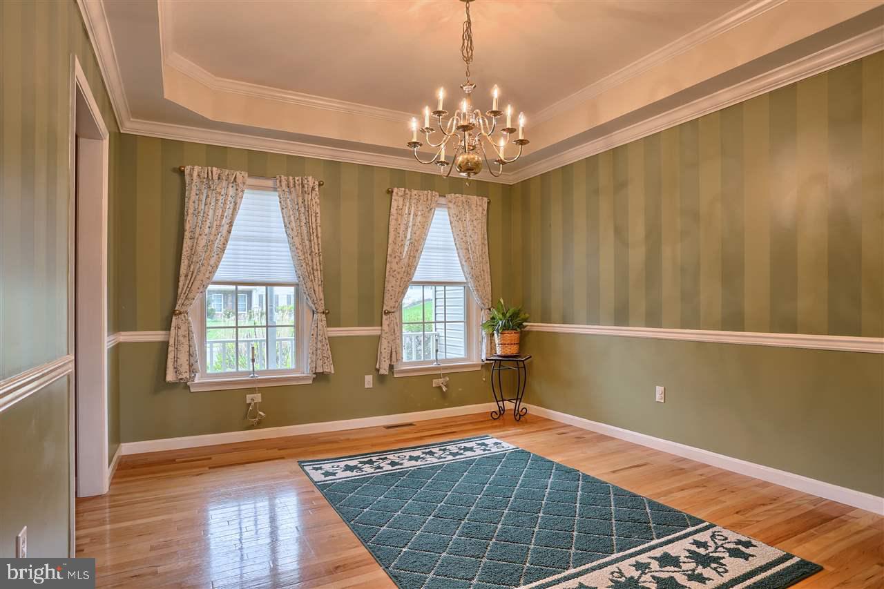 GREENBRIAR MEADOWS - Residential