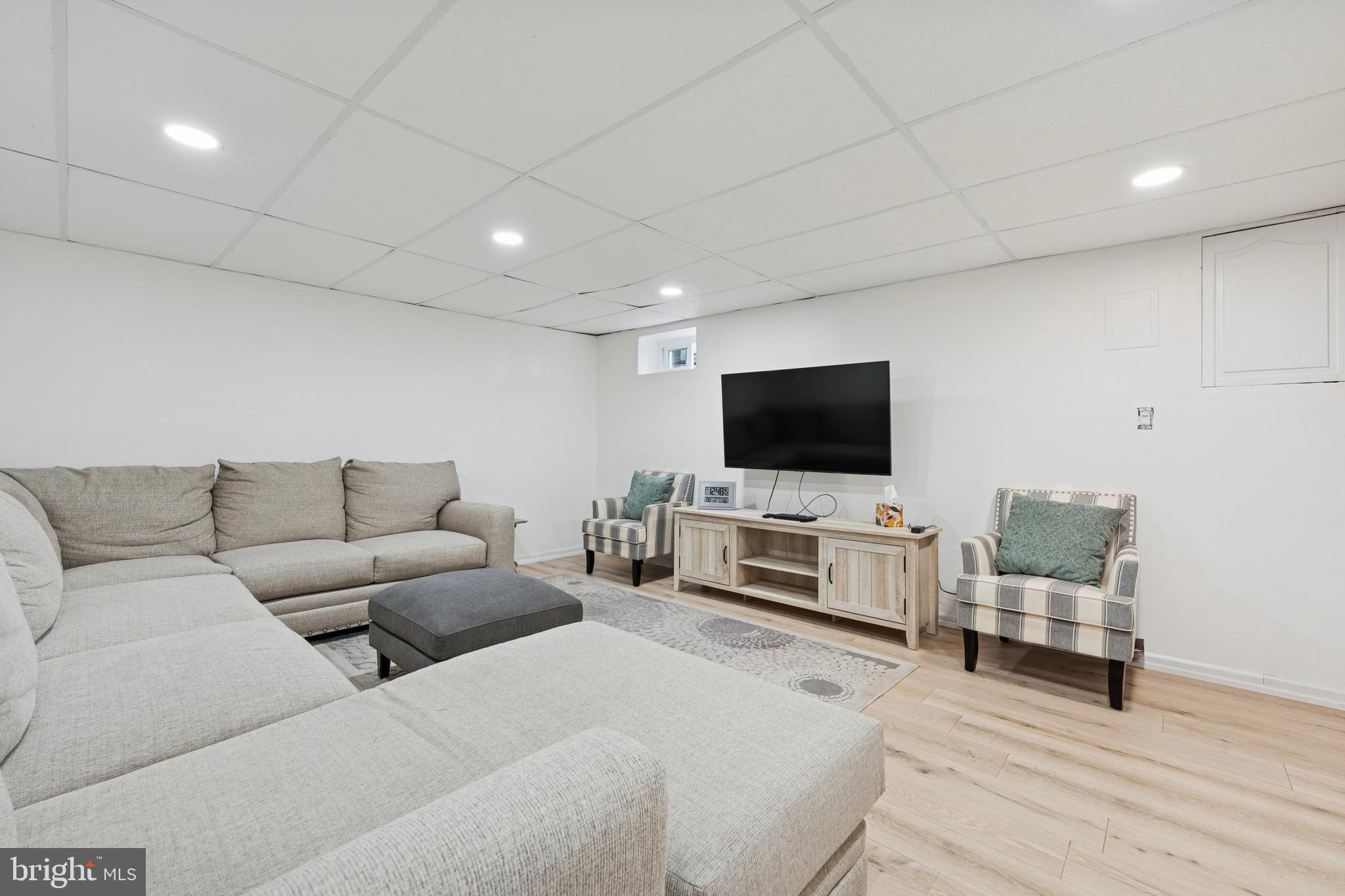 NORTHRIDGE ESTATES - Residential Lease