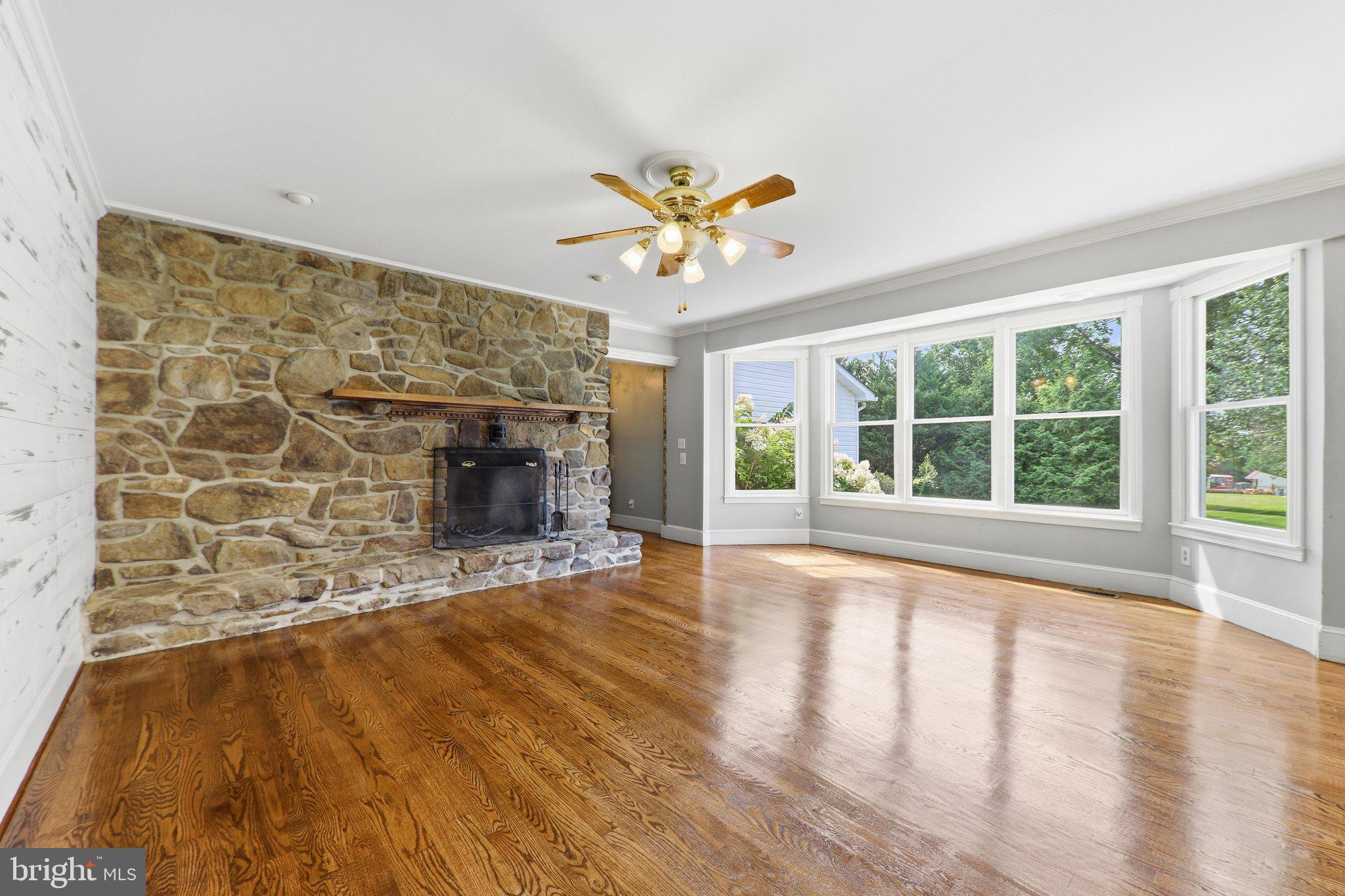 1601 JEFFERSON PIKE