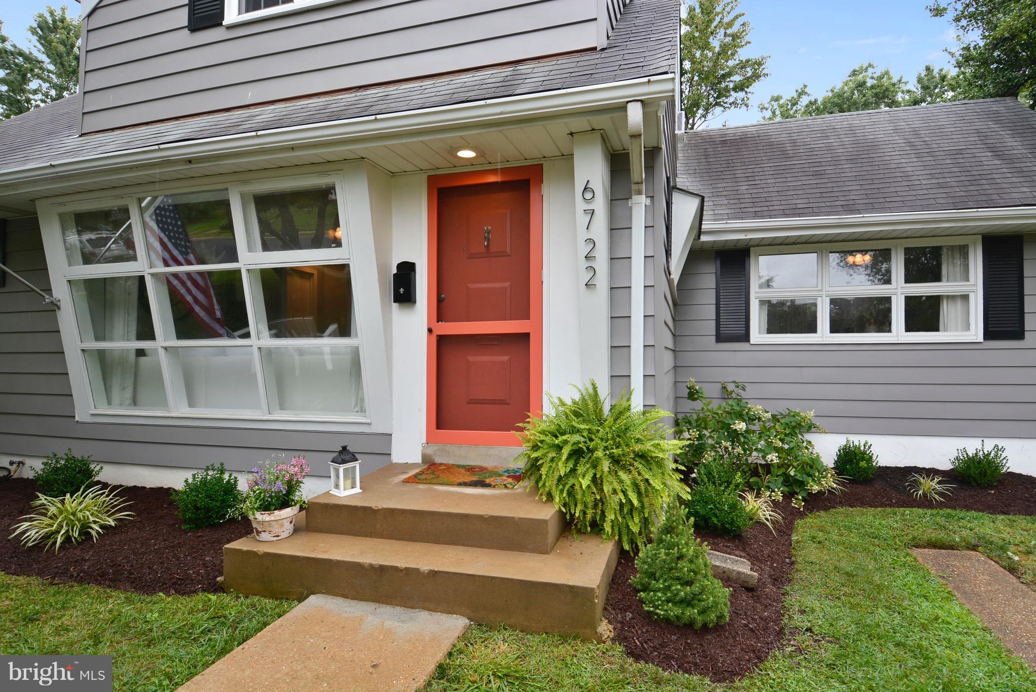 BUCKNELL MANOR - Residential