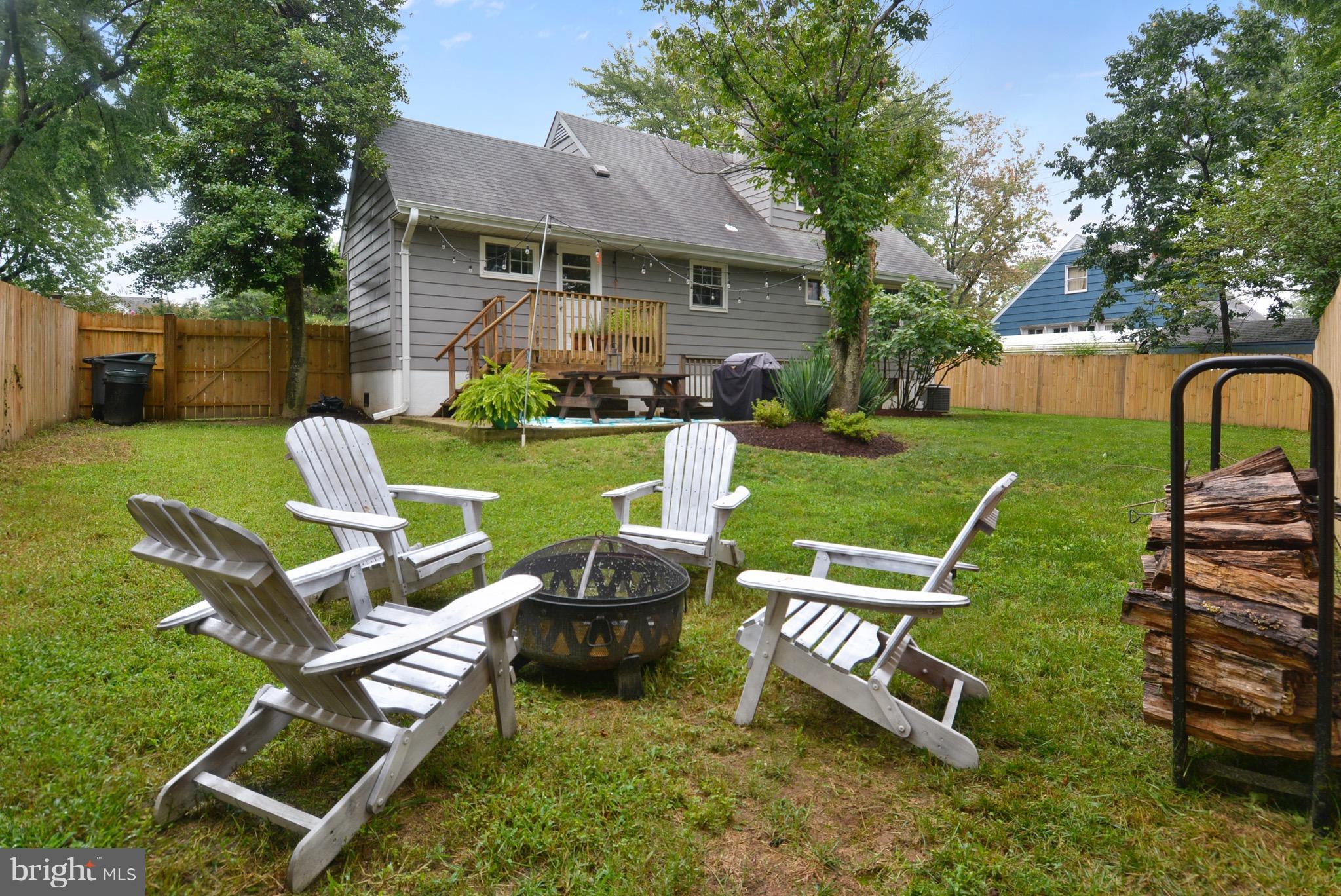 BUCKNELL MANOR - Residential