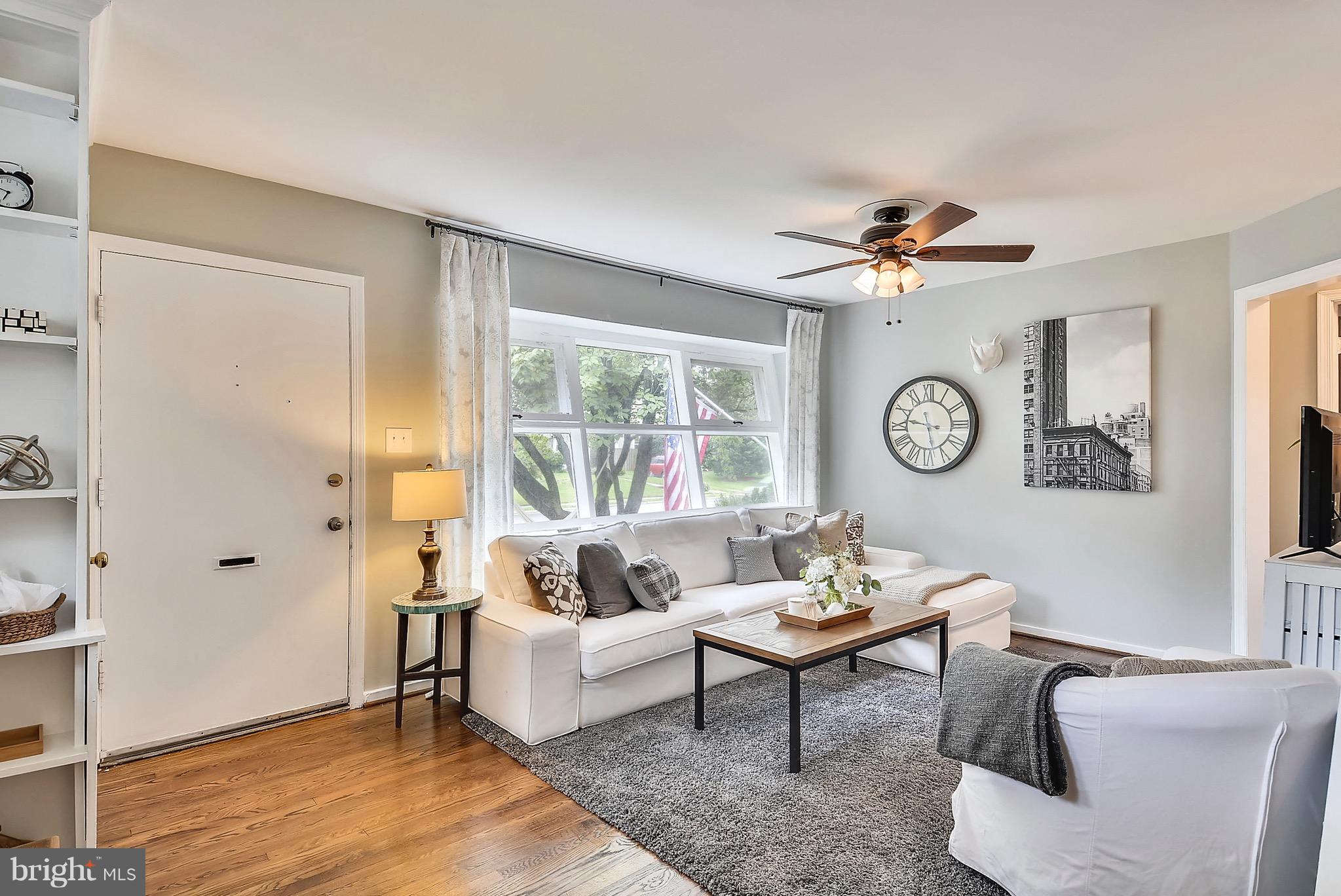 BUCKNELL MANOR - Residential