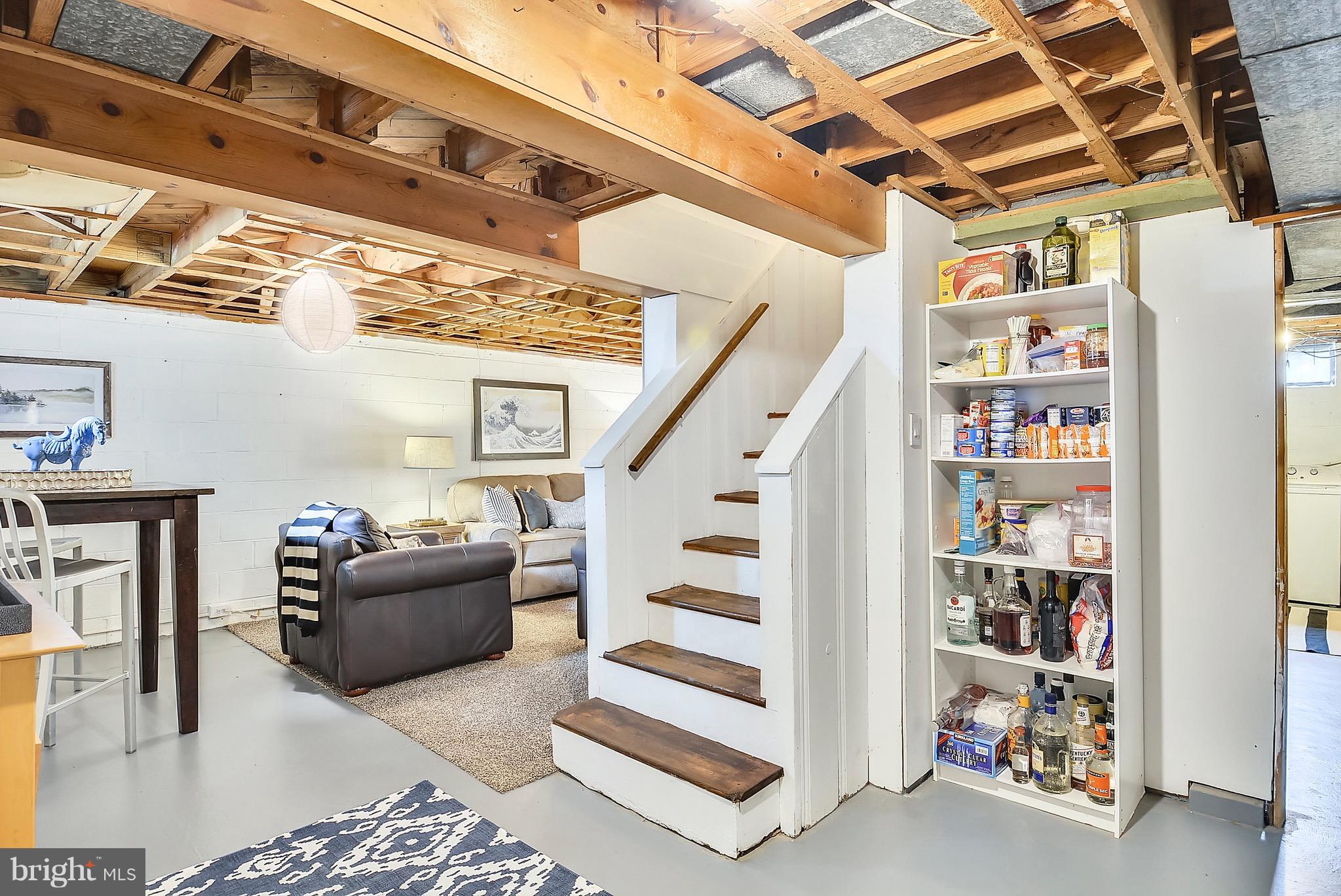 BUCKNELL MANOR - Residential