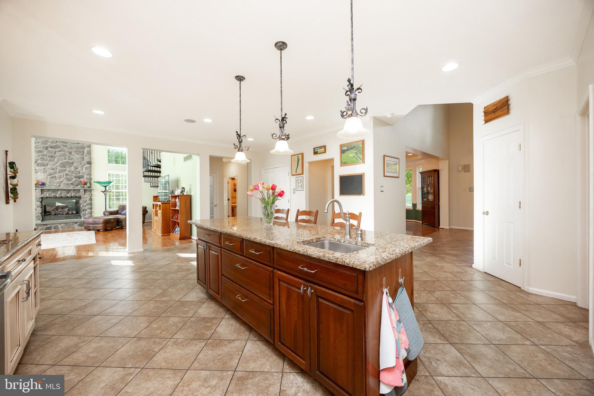 COVENTRY LAKE ESTS - Residential