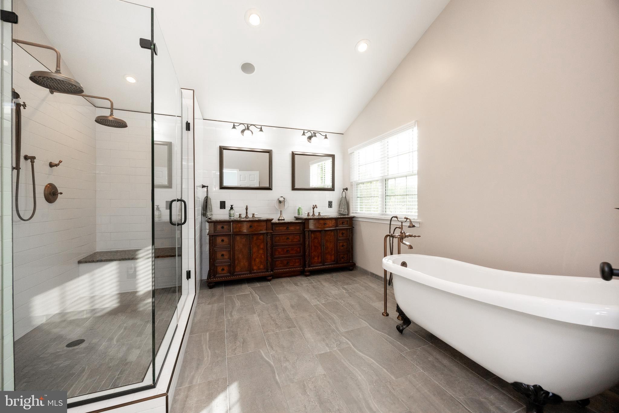 COVENTRY LAKE ESTS - Residential