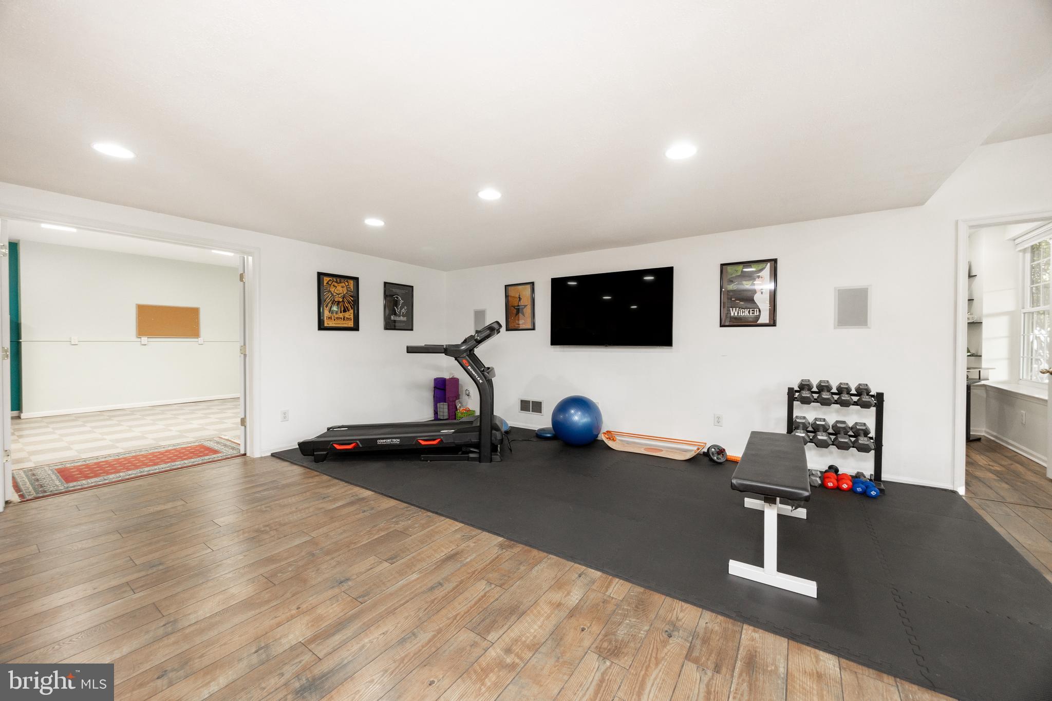 COVENTRY LAKE ESTS - Residential