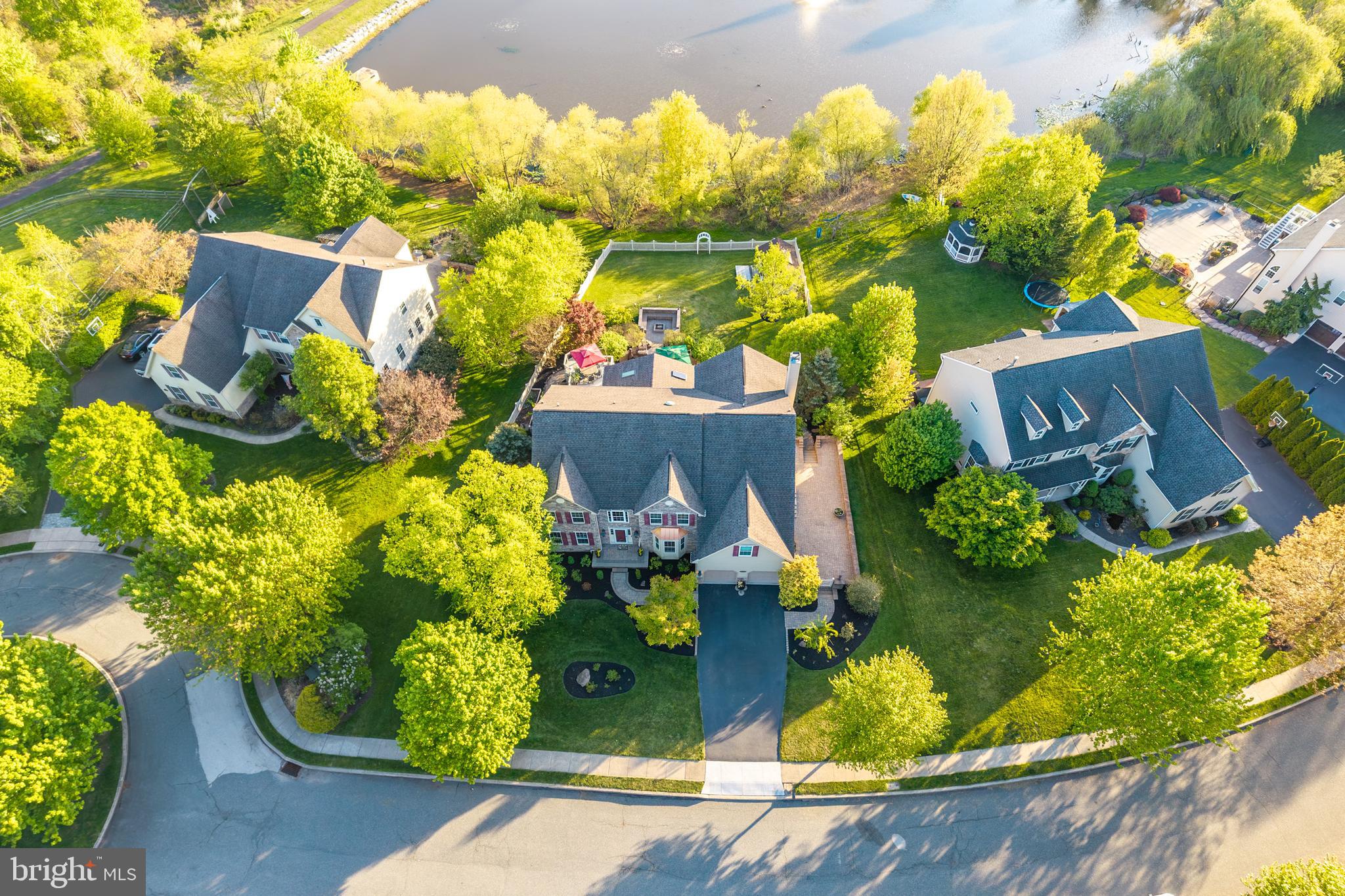 COVENTRY LAKE ESTS - Residential