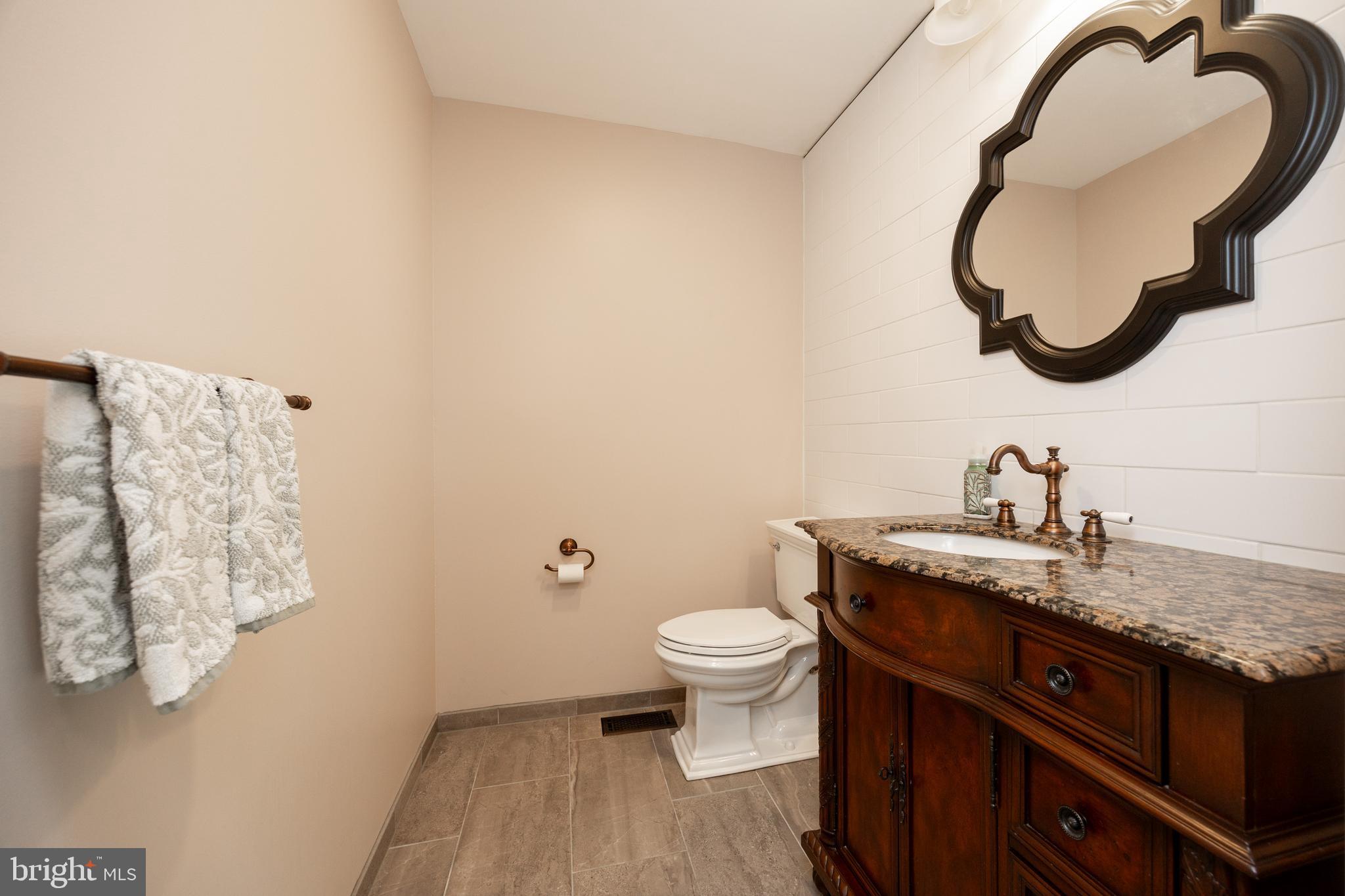 COVENTRY LAKE ESTS - Residential