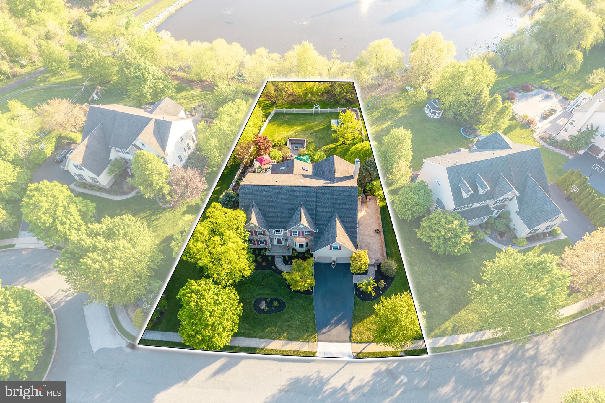 COVENTRY LAKE ESTS - Residential