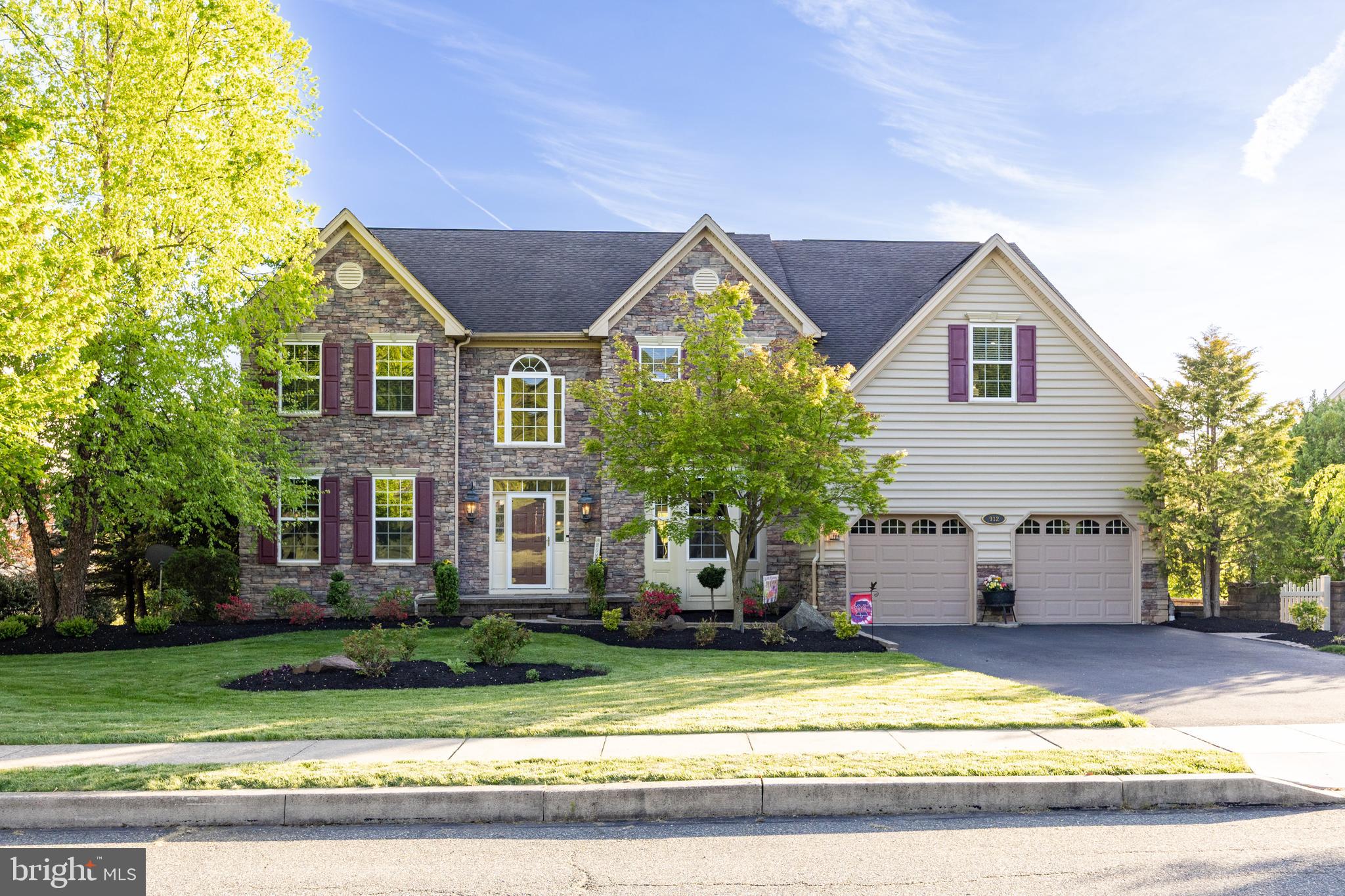 COVENTRY LAKE ESTS - Residential