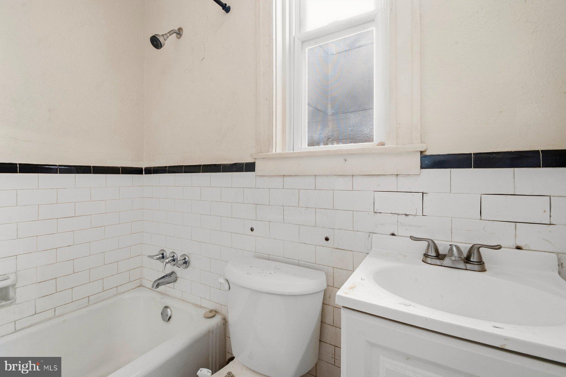 BIDDLE STREET - Residential