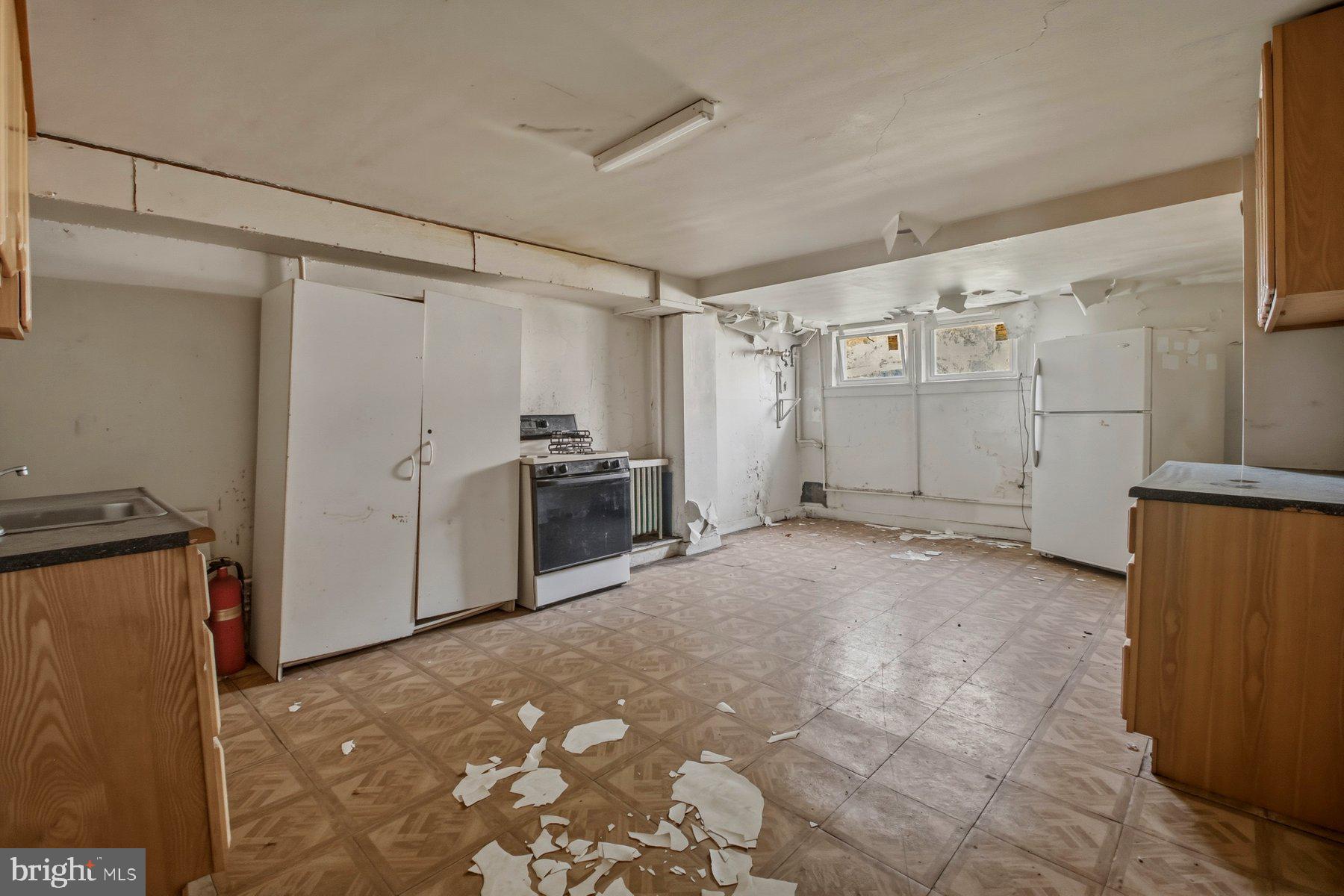 BIDDLE STREET - Residential