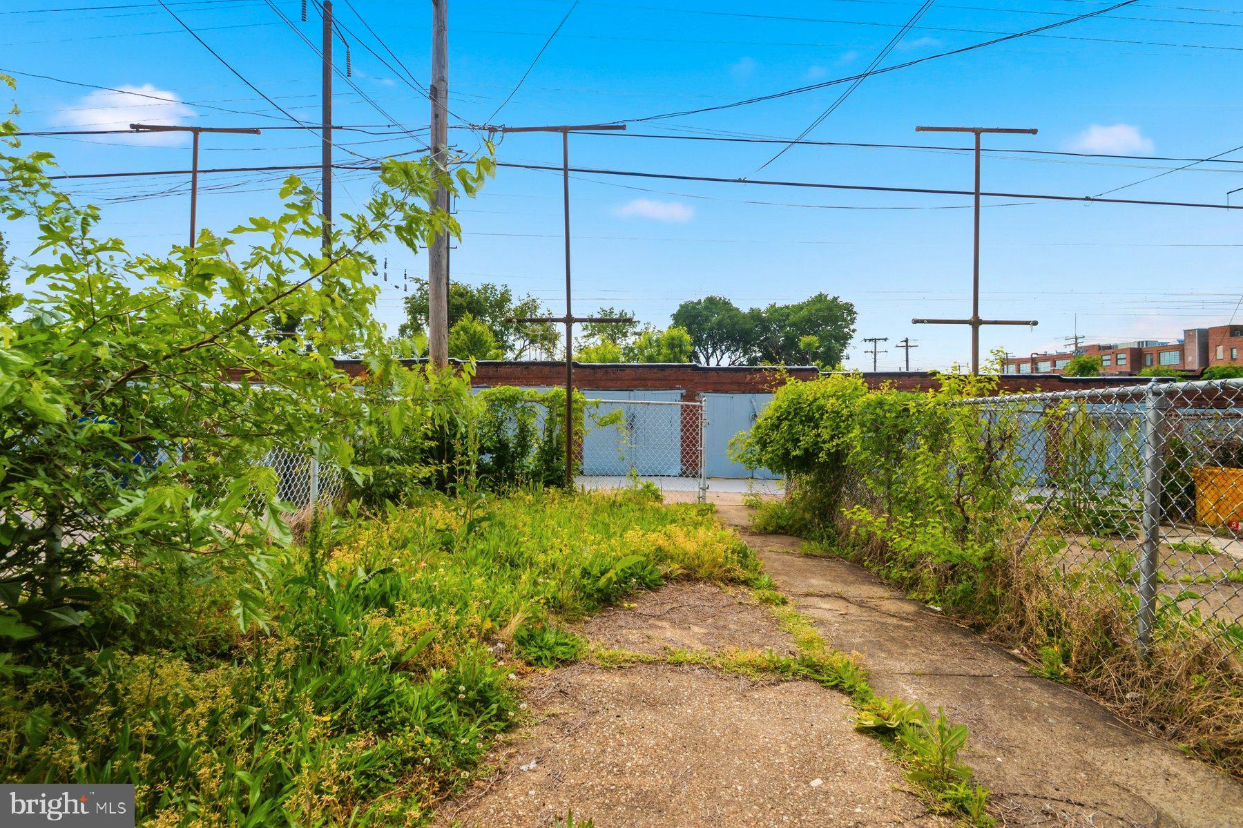BIDDLE STREET - Residential