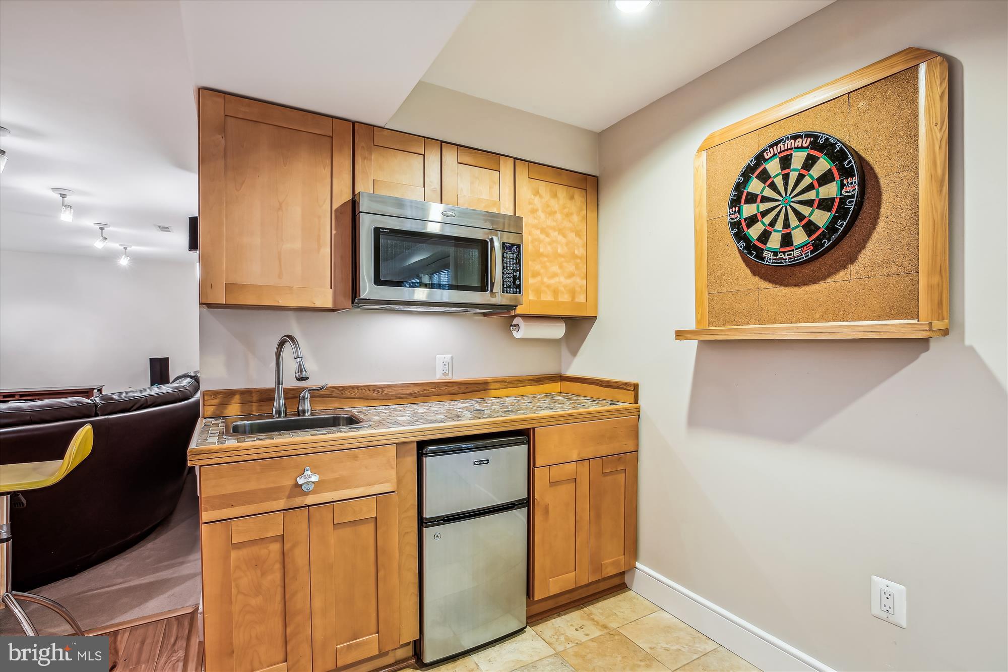 LAKELANDS - Residential