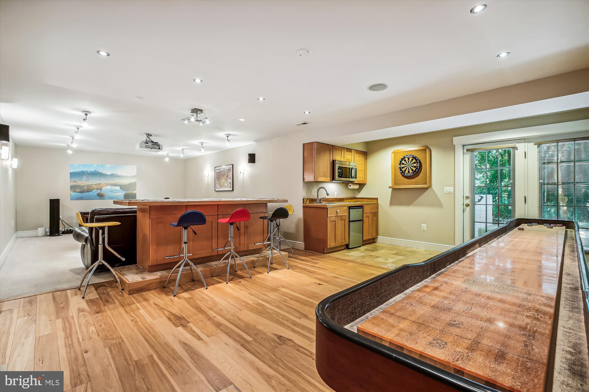 LAKELANDS - Residential