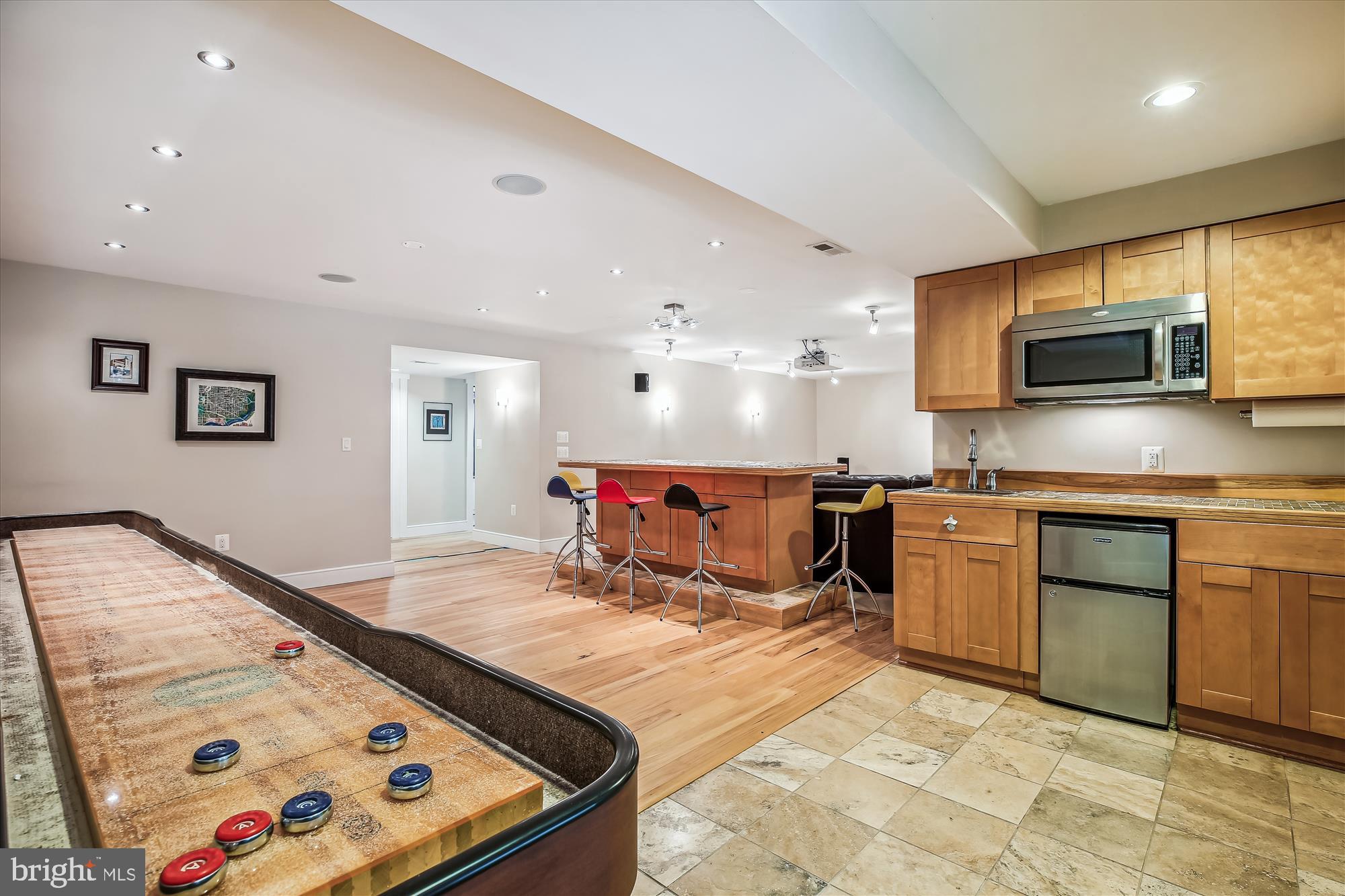 LAKELANDS - Residential