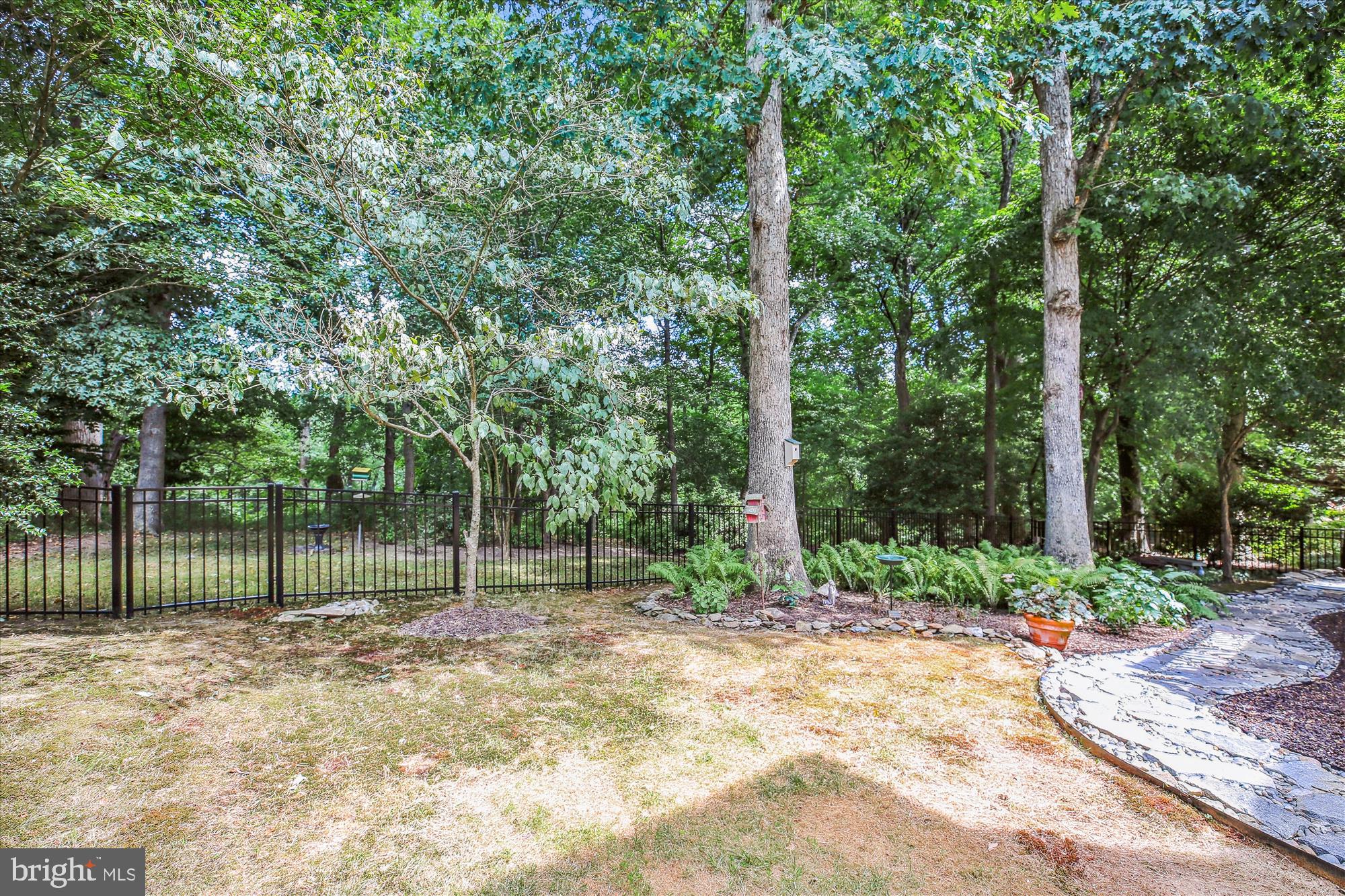 LAKELANDS - Residential