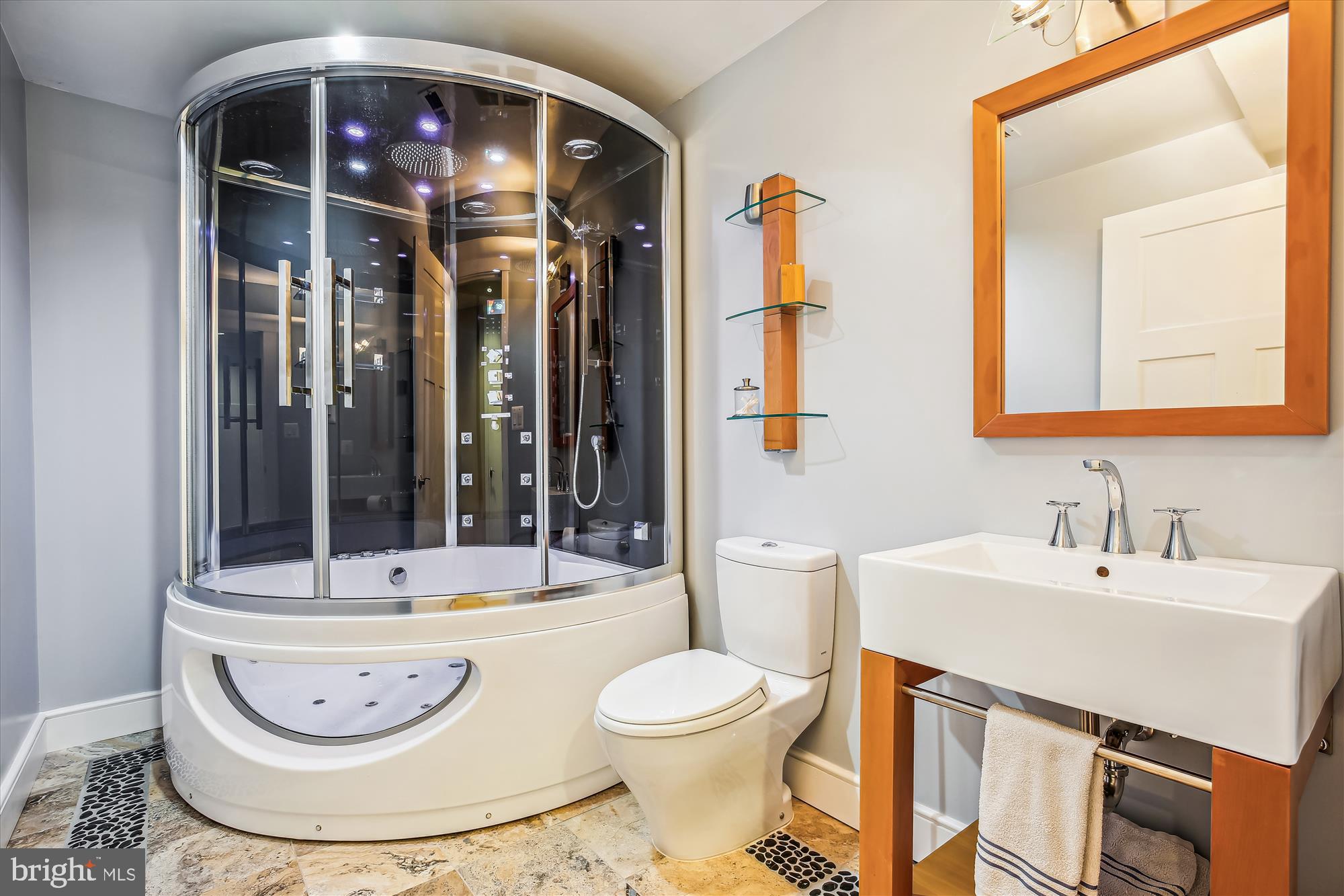 LAKELANDS - Residential