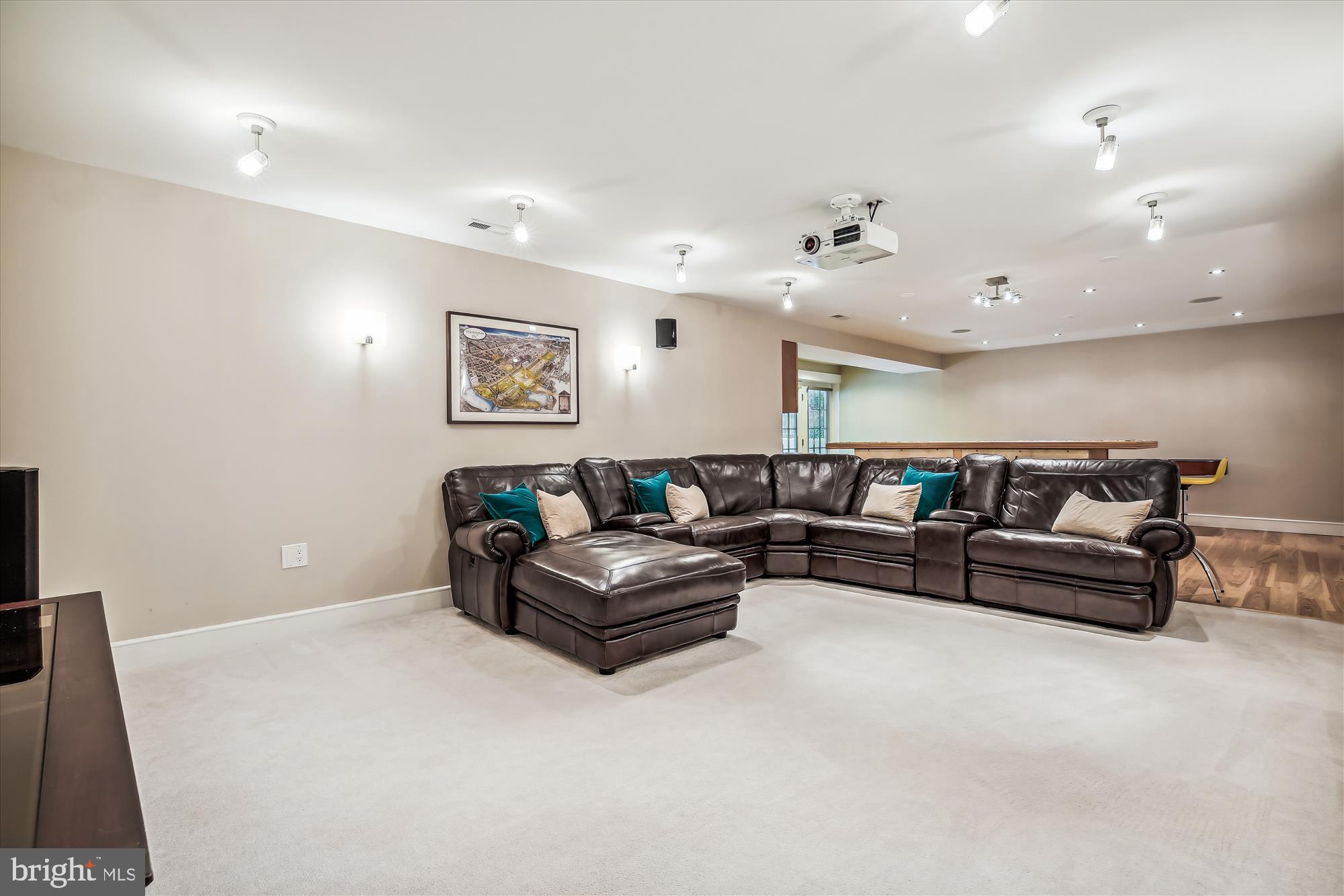 LAKELANDS - Residential