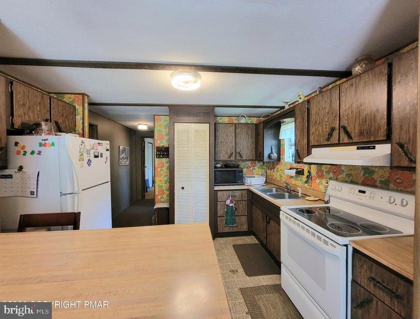 5111 EAGLE PLACE