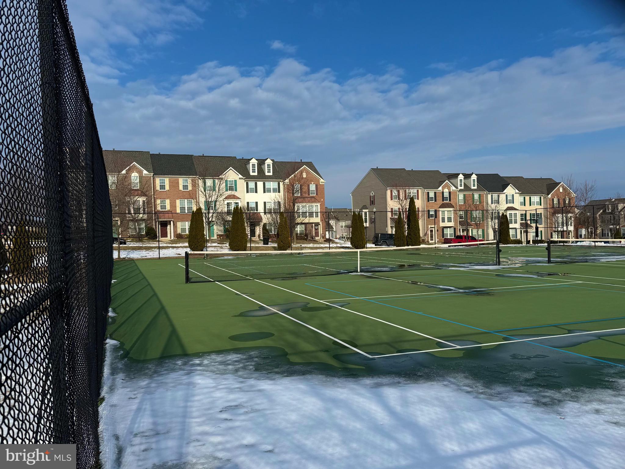 HUNTFIELD - Residential