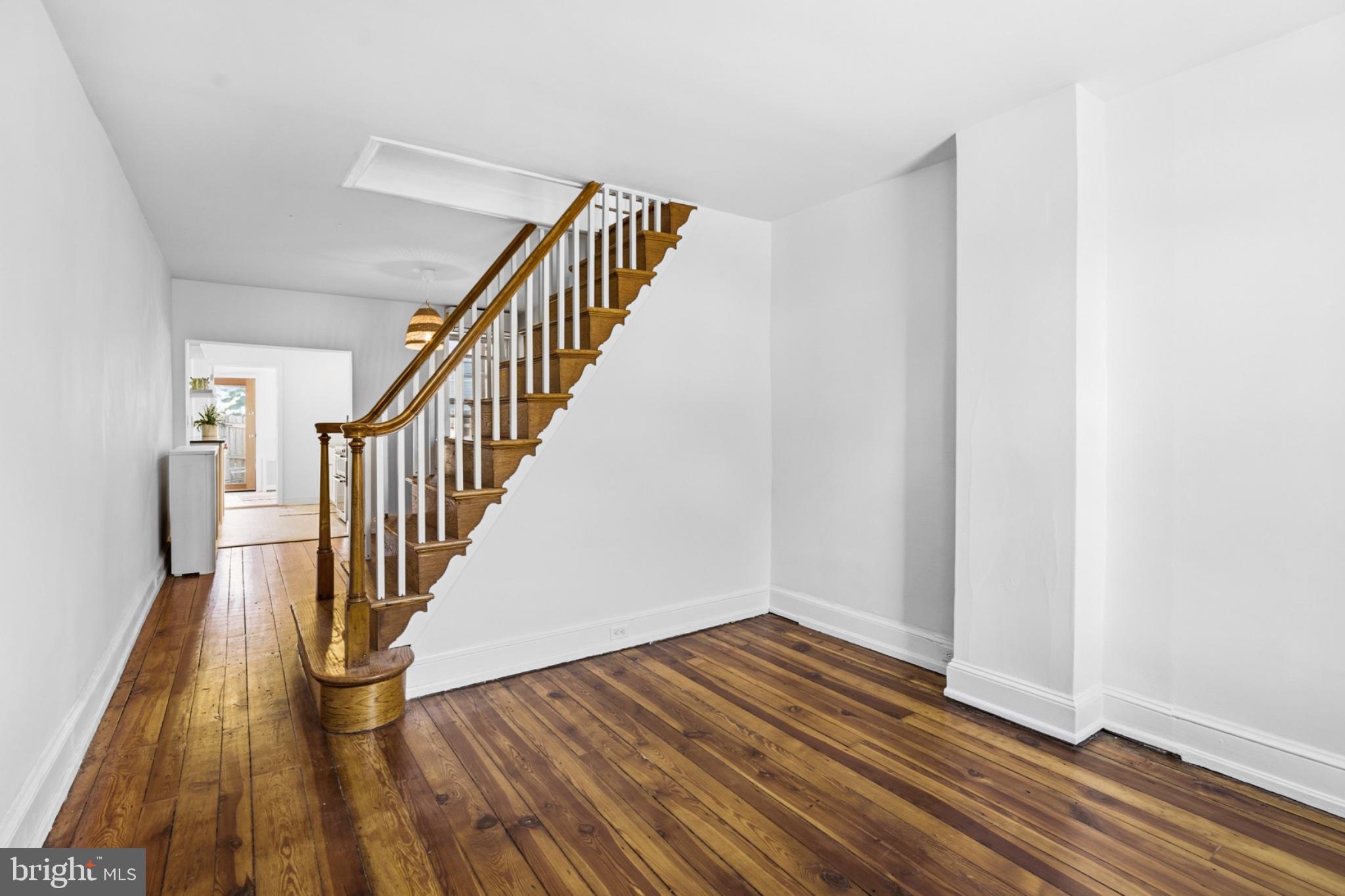 2331 ALMOND STREET