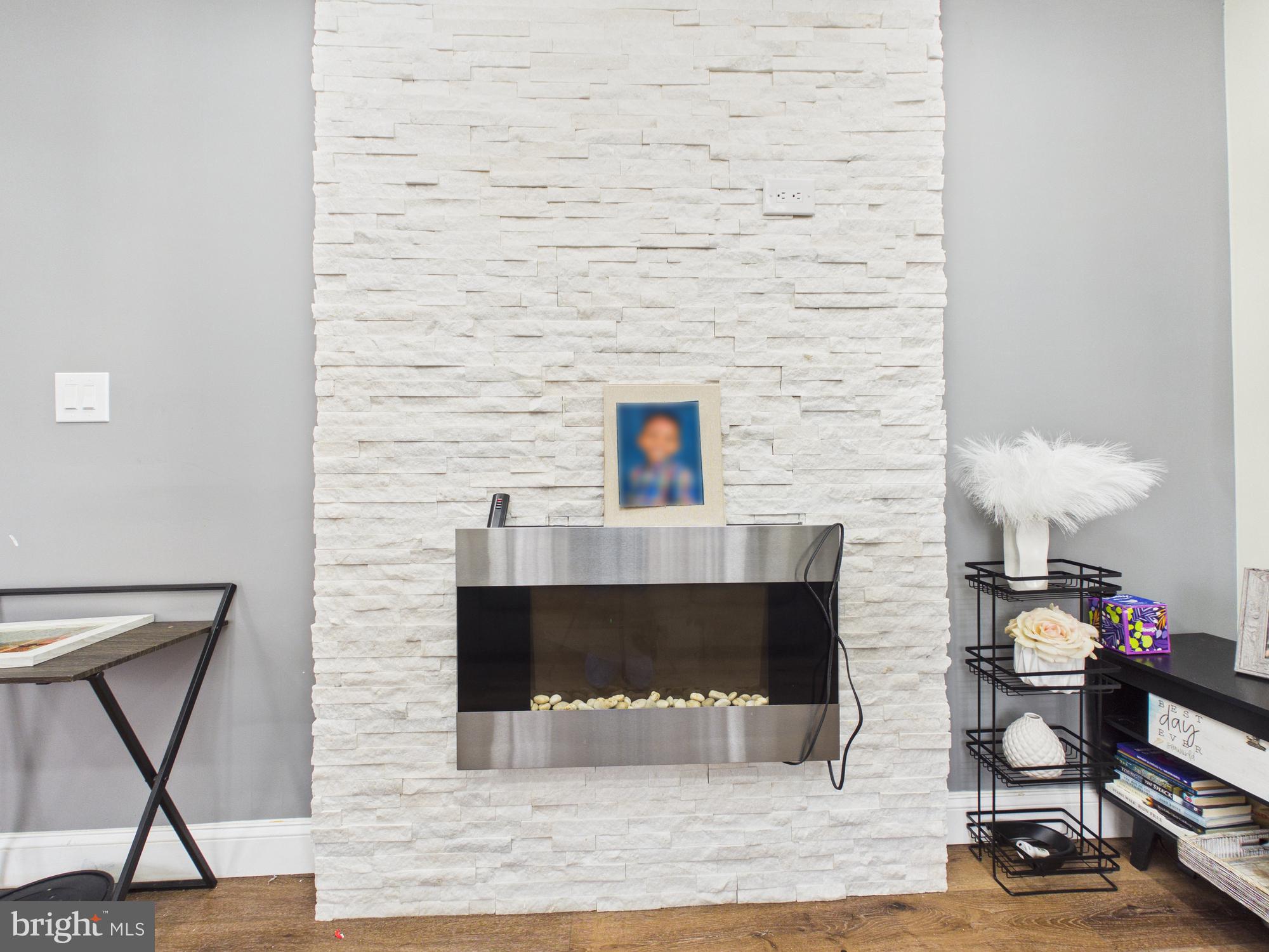 SWAN MEADOWS - Residential