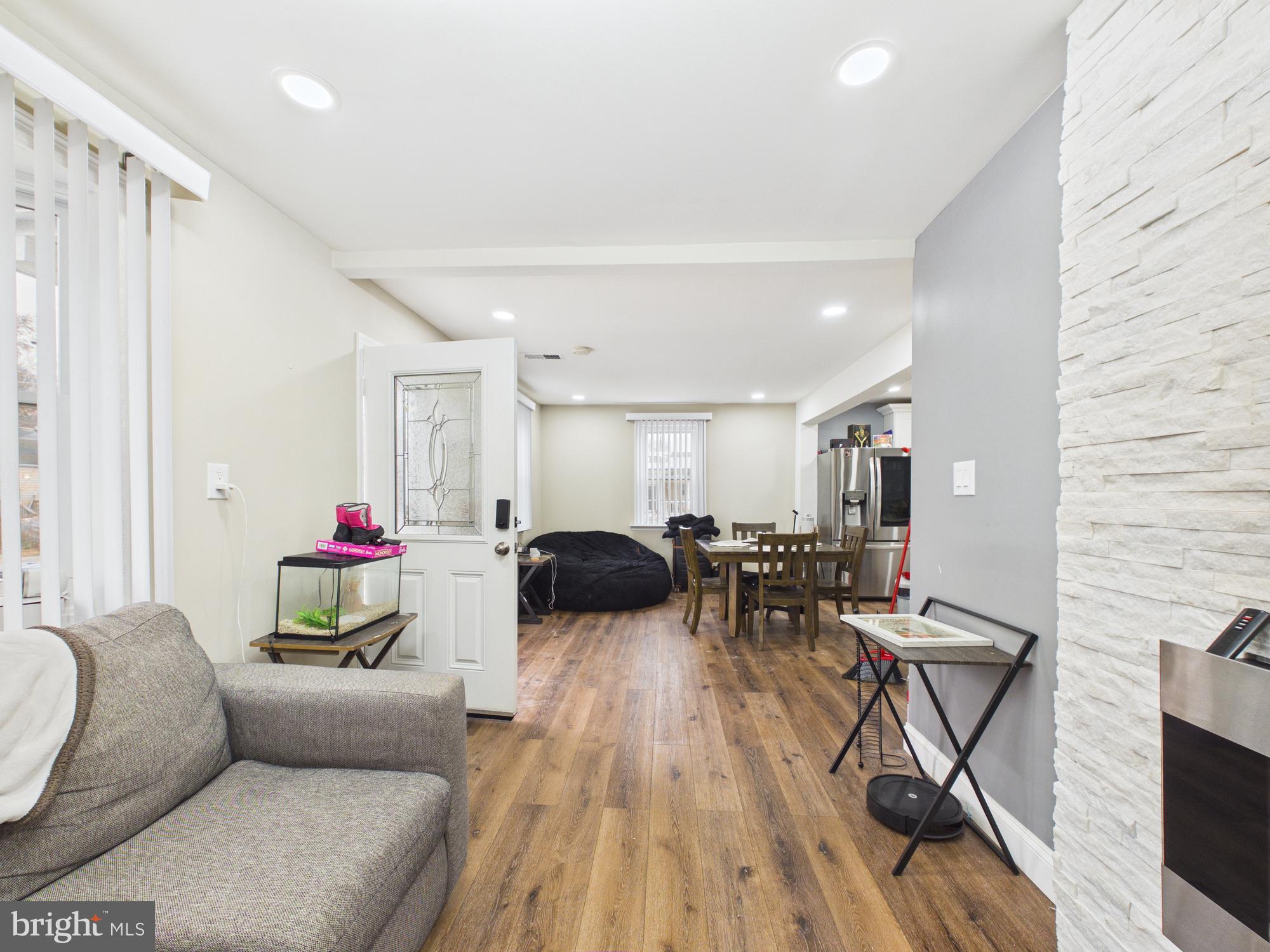 SWAN MEADOWS - Residential