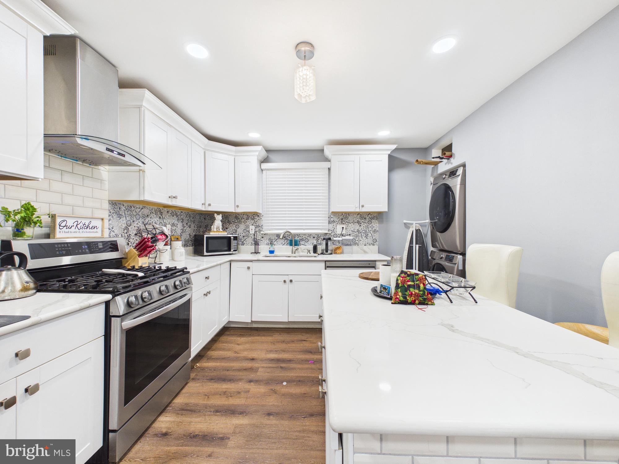 SWAN MEADOWS - Residential