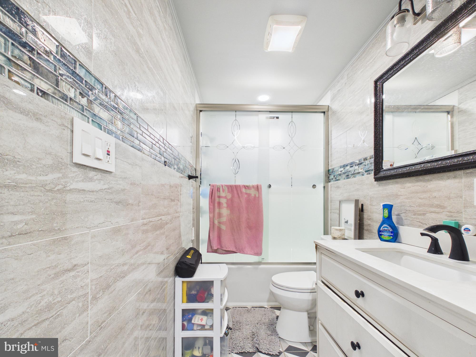 SWAN MEADOWS - Residential