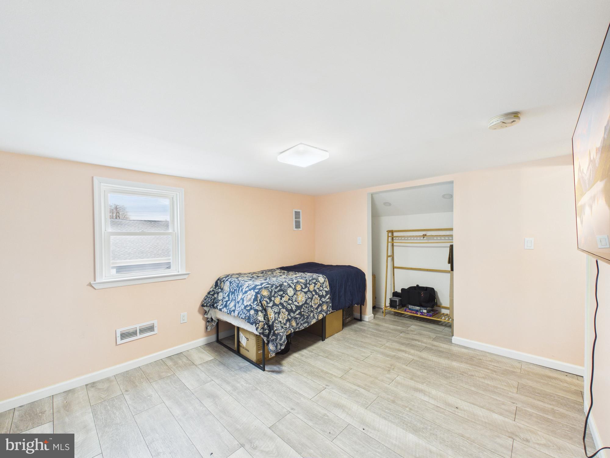 SWAN MEADOWS - Residential