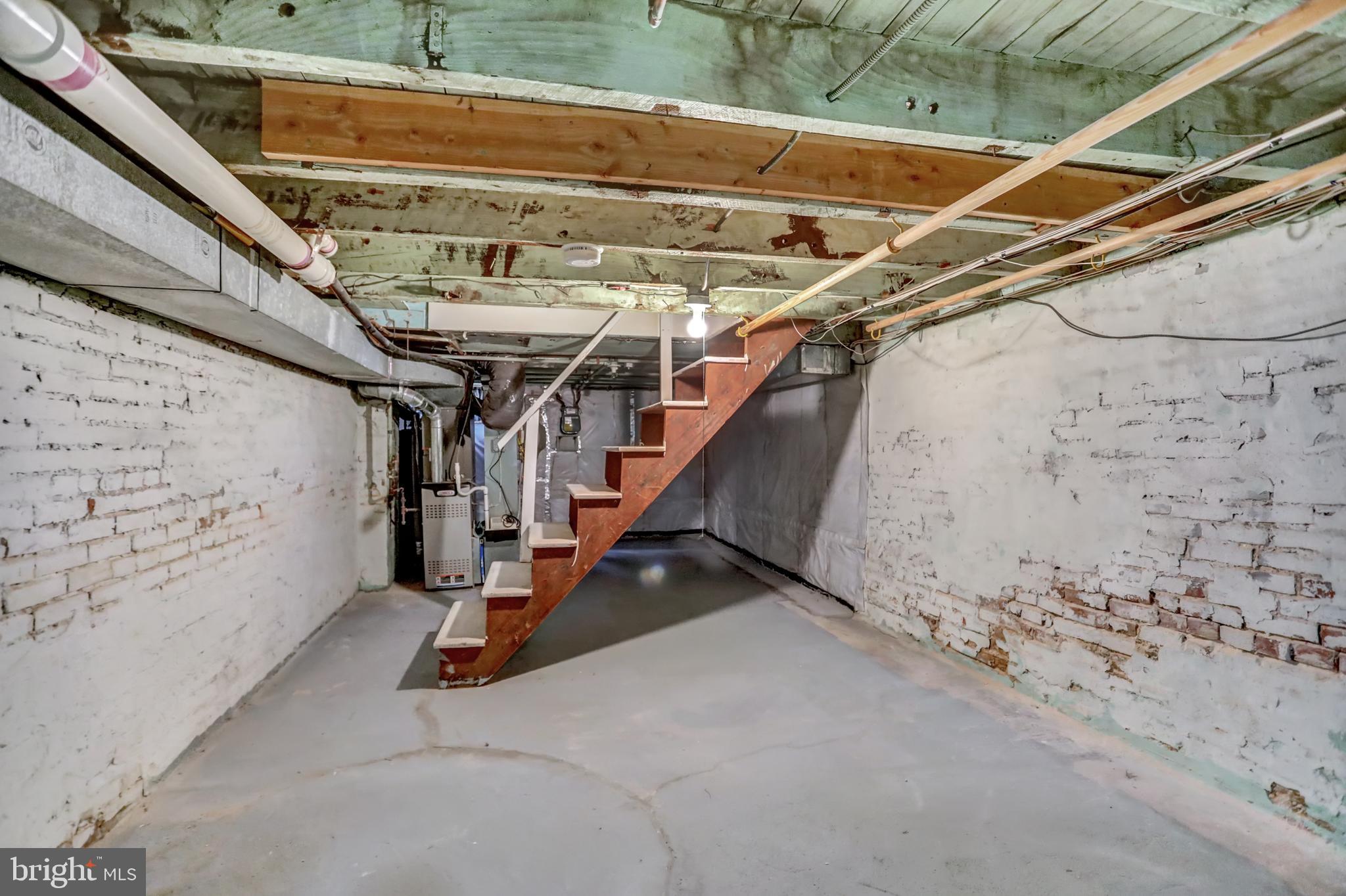 FEDERAL HILL HISTORIC DISTRICT - Residential Lease