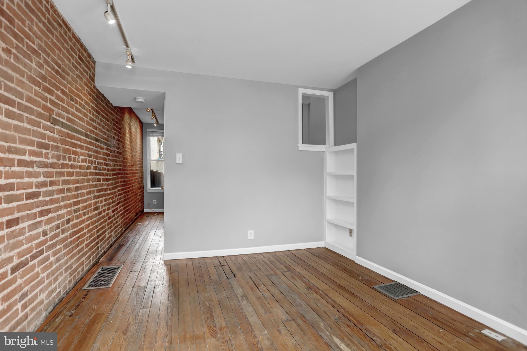 FEDERAL HILL HISTORIC DISTRICT - Residential Lease