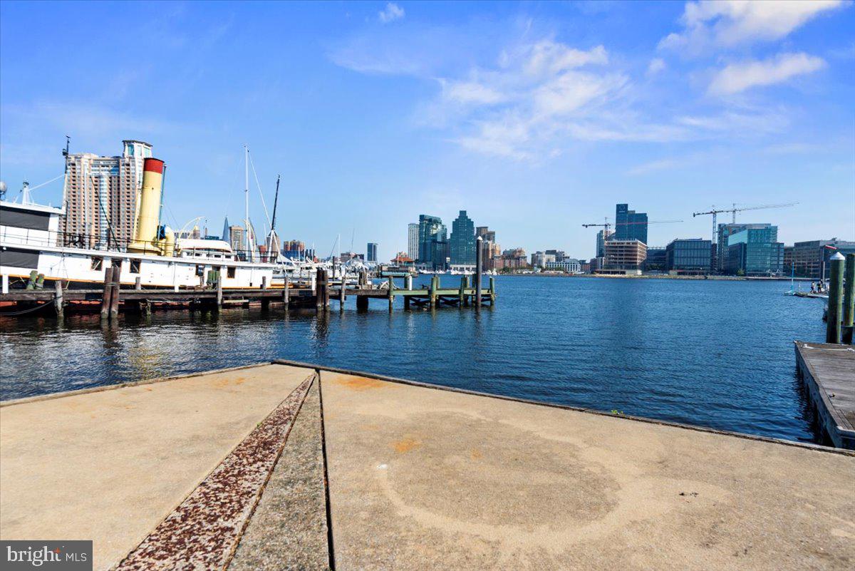 FEDERAL HILL HISTORIC DISTRICT - Residential Lease