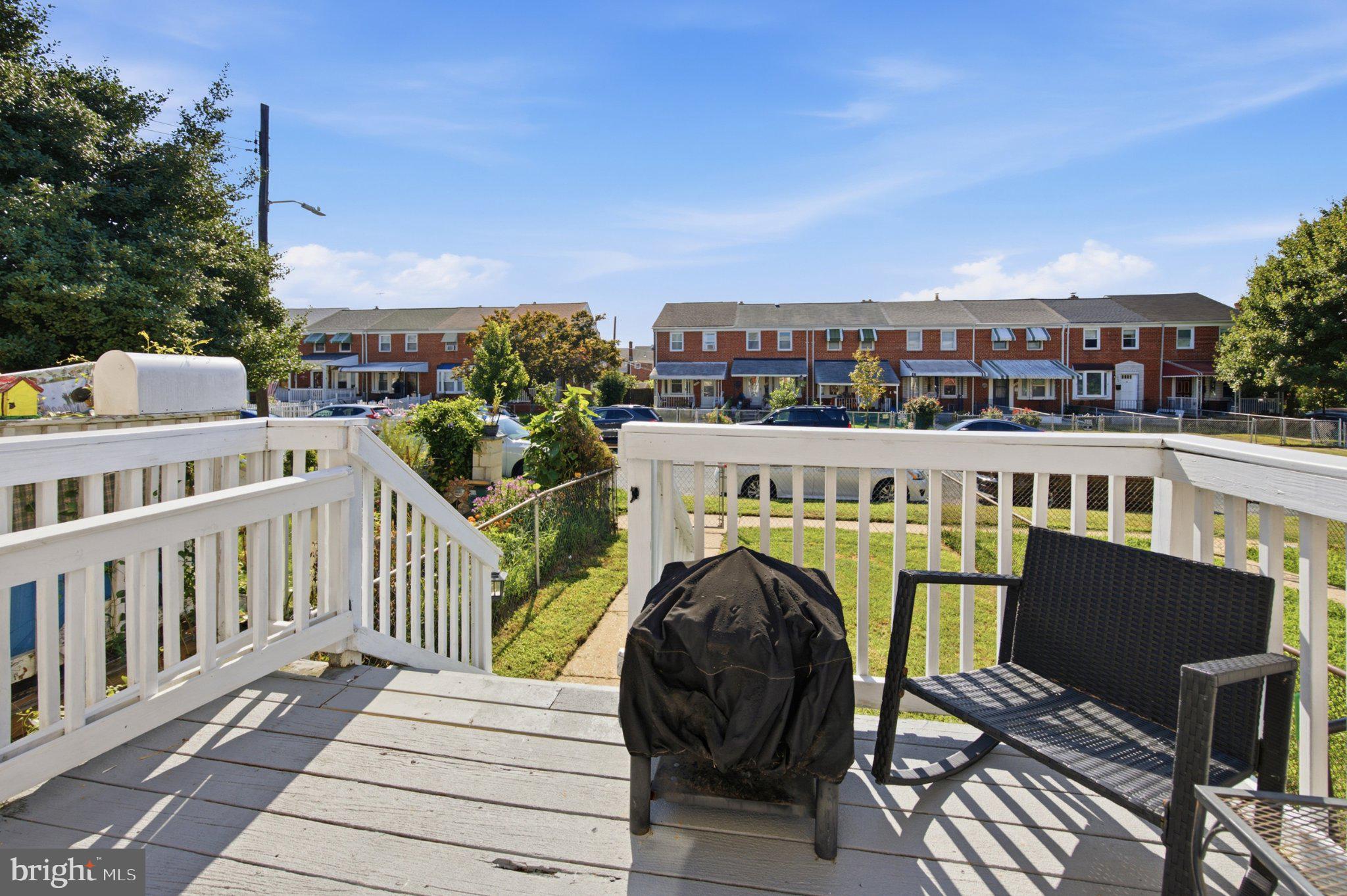 1930 DINEEN DRIVE