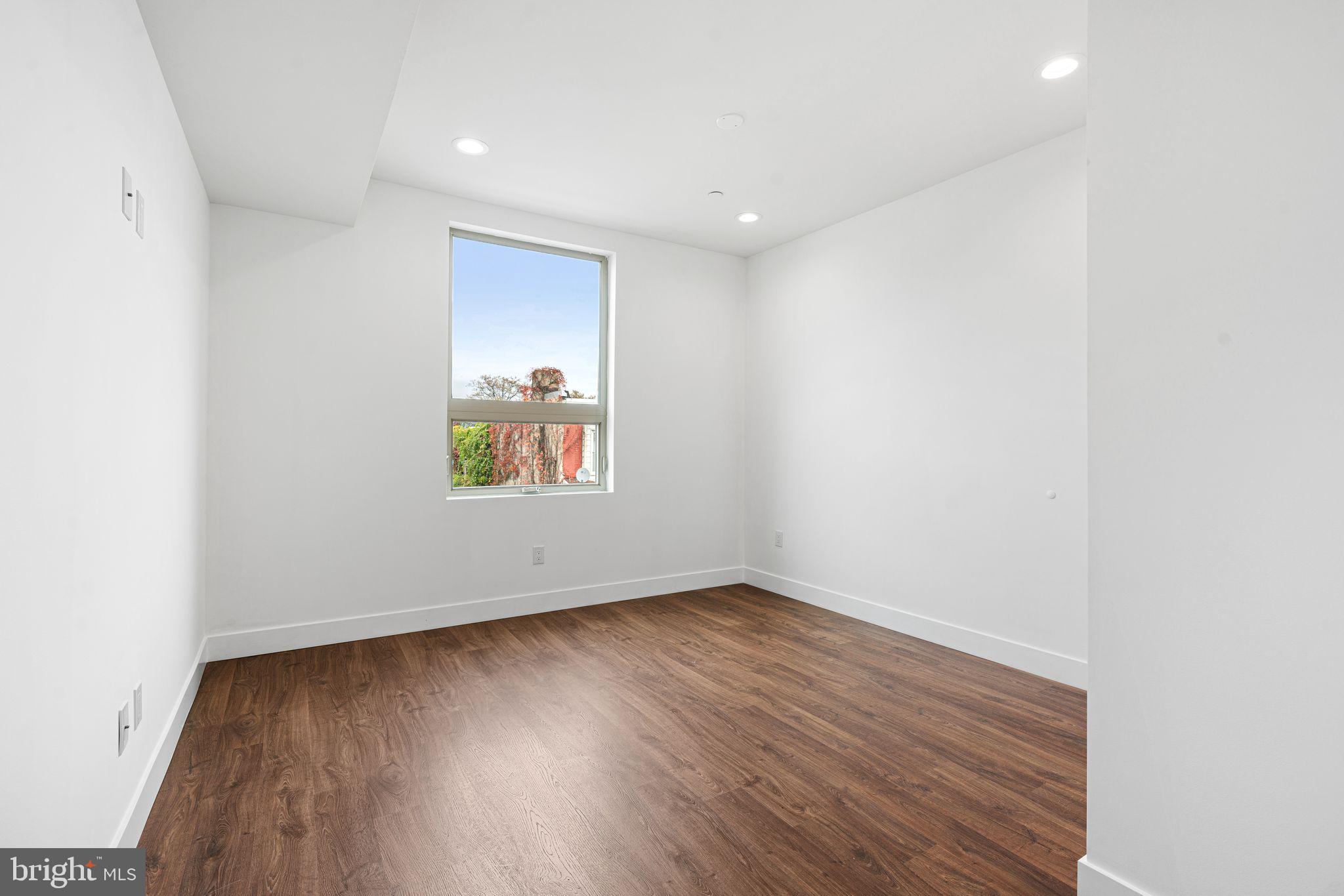 COBBS CREEK - Residential