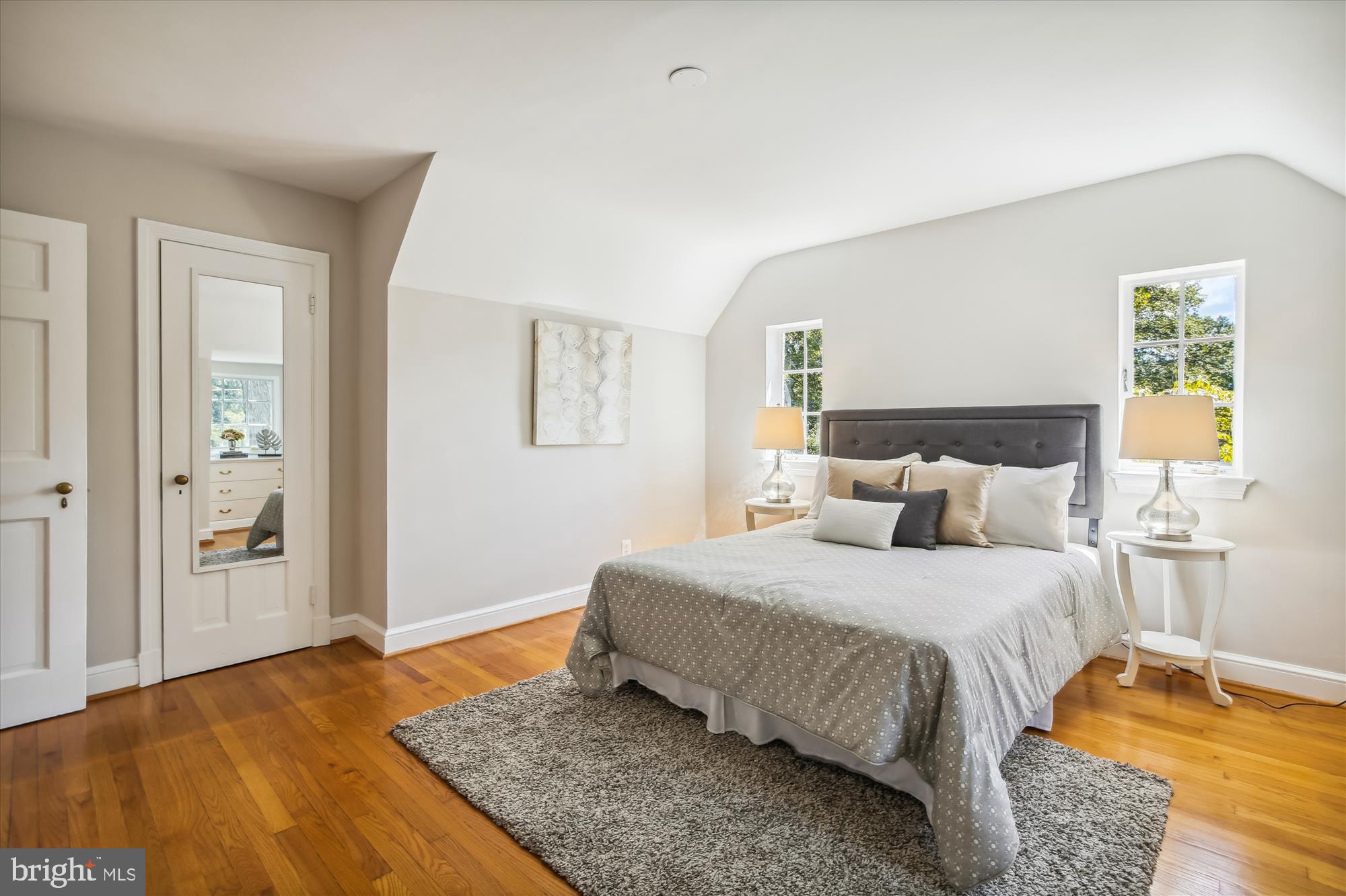 BELLEVUE FOREST - Residential