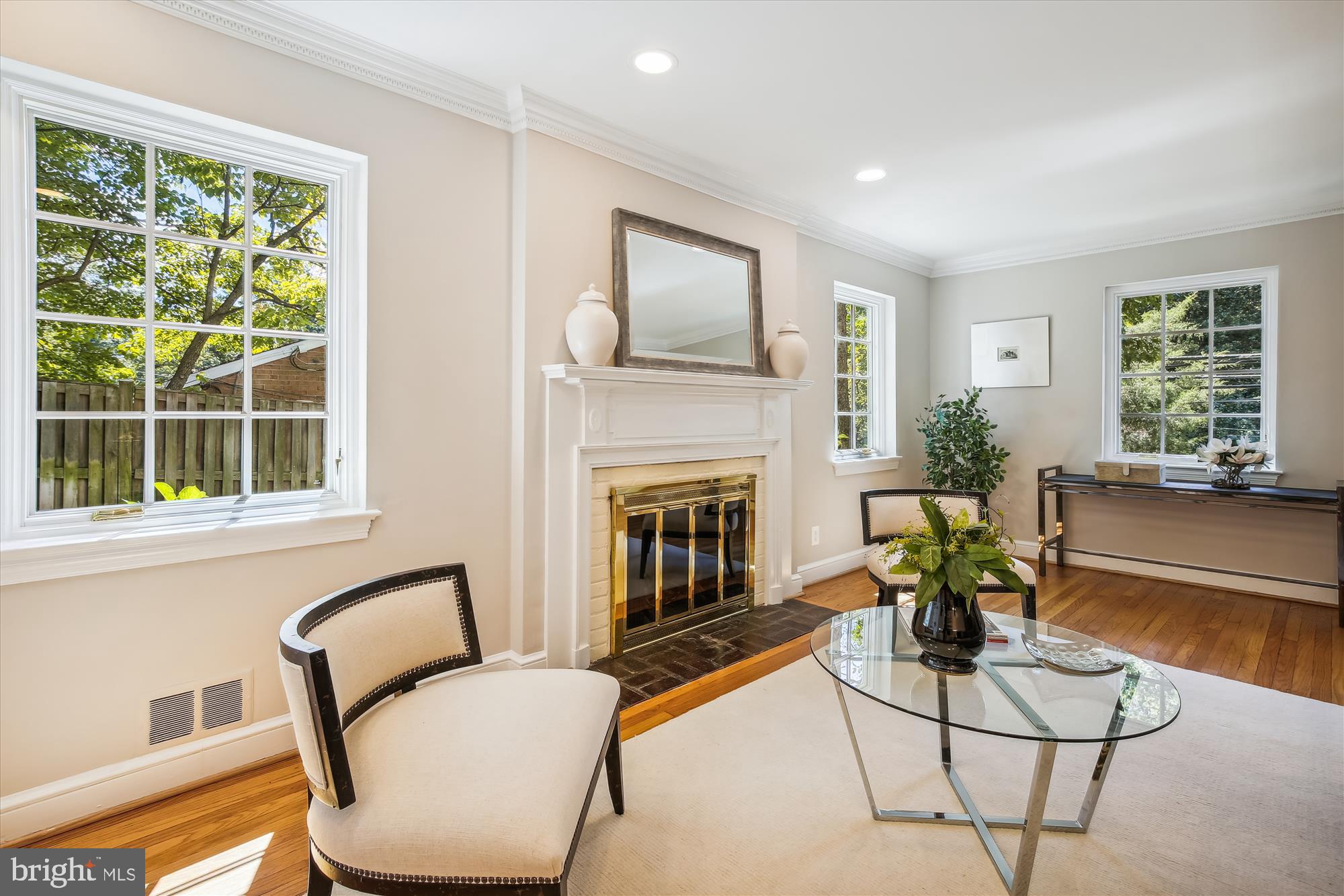 BELLEVUE FOREST - Residential