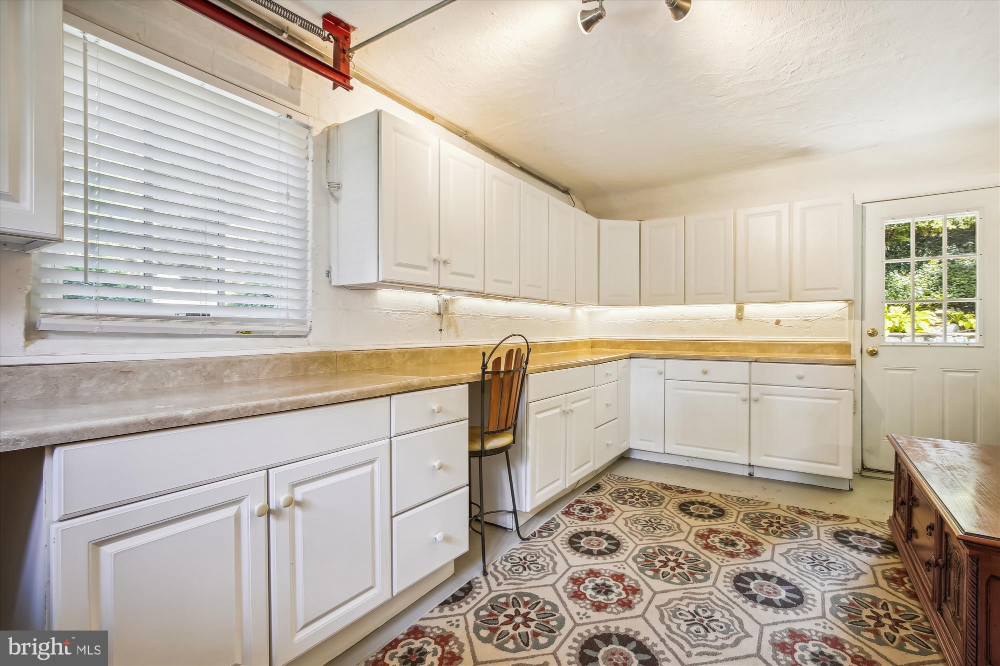 BELLEVUE FOREST - Residential