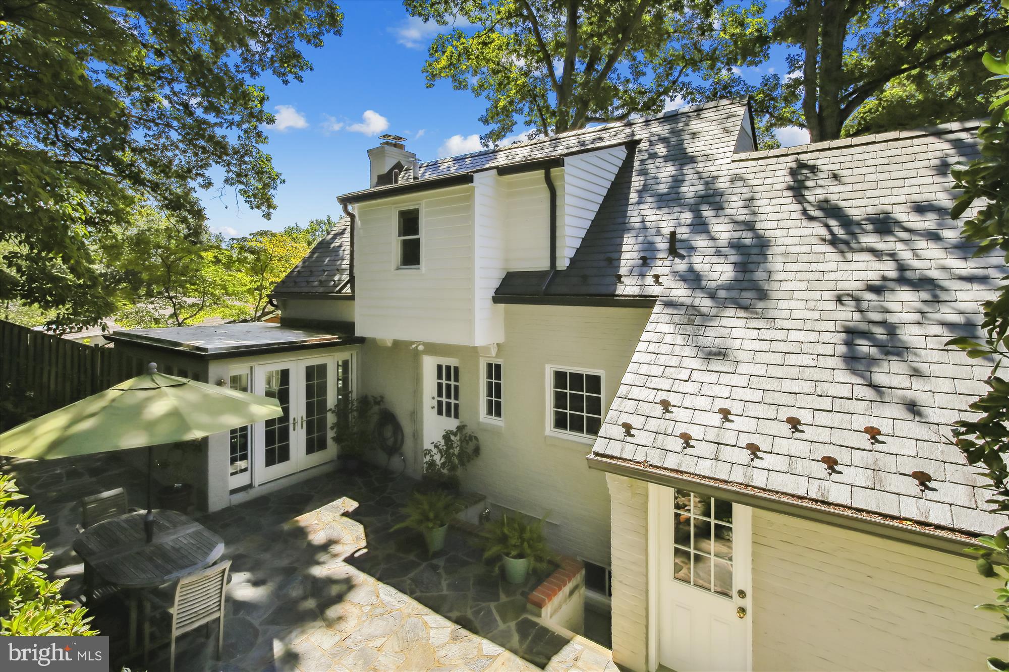 BELLEVUE FOREST - Residential