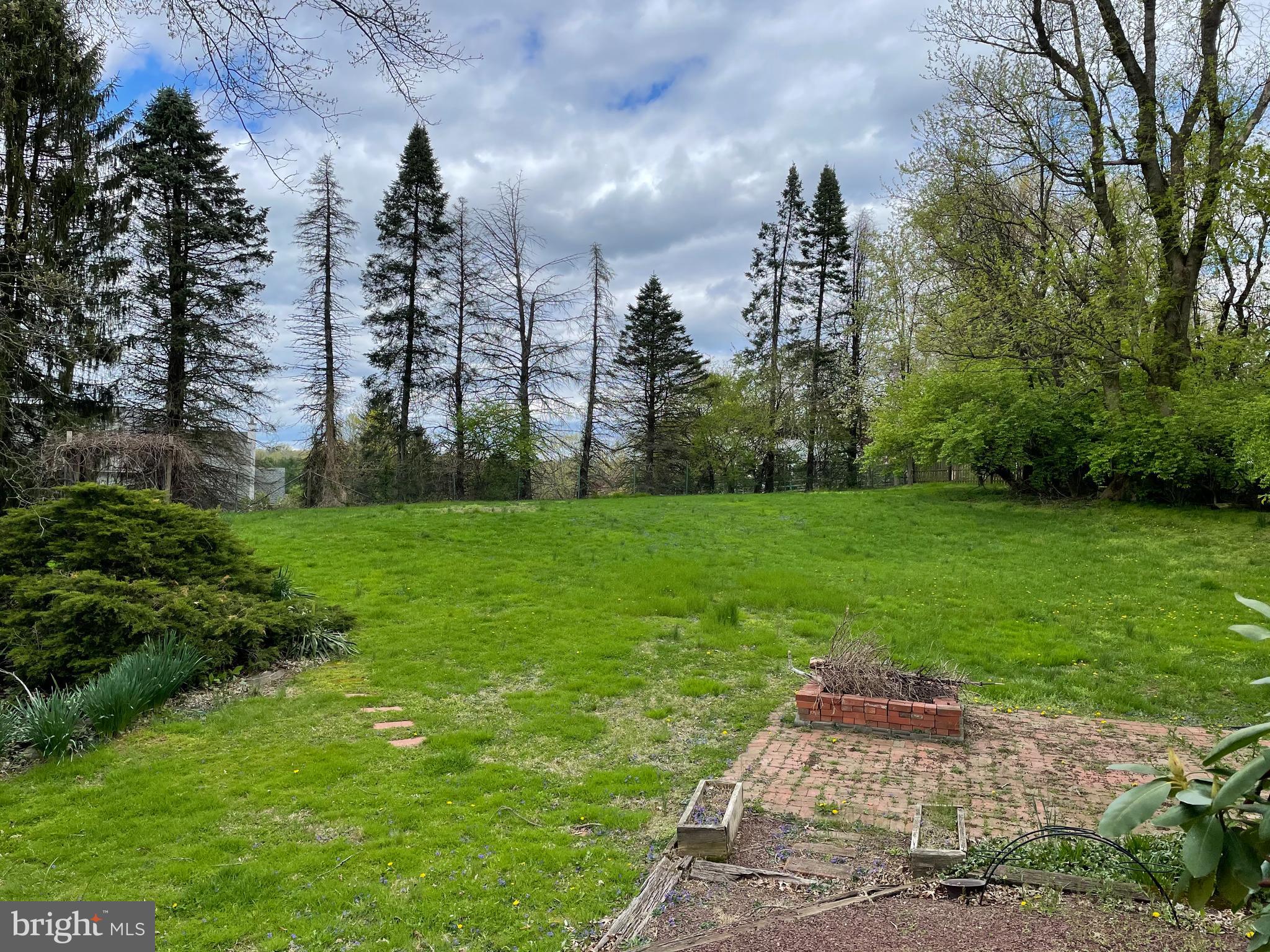 OLD FORGE ESTATES - Residential Lease