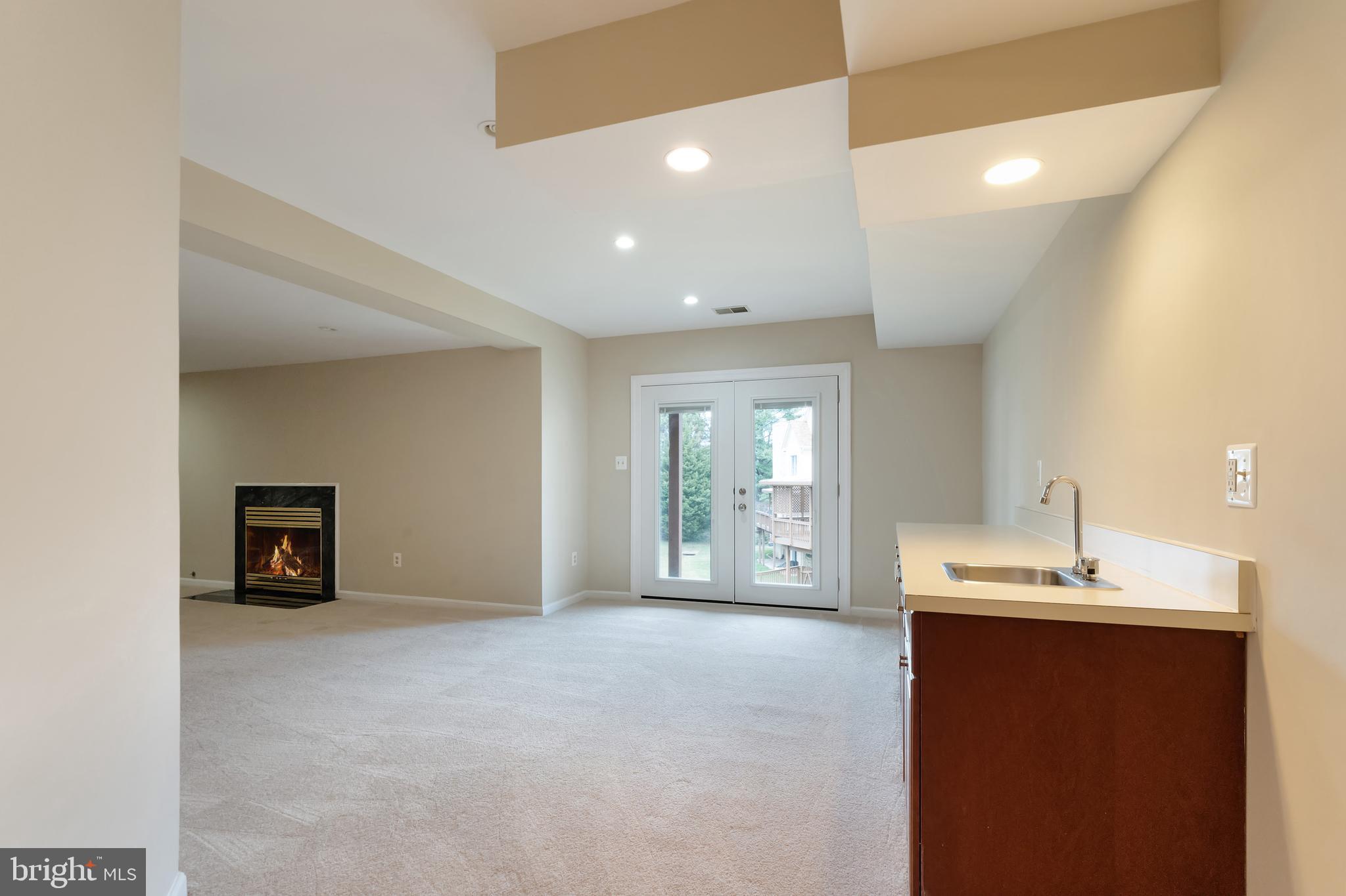 WALNUT HILL ESTATES - Residential