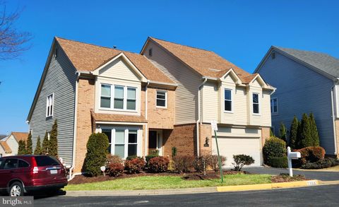 Photo of 7506 Silver Maple Lane, FALLS CHURCH, VA 22042 (MLS # VAFX2293464)