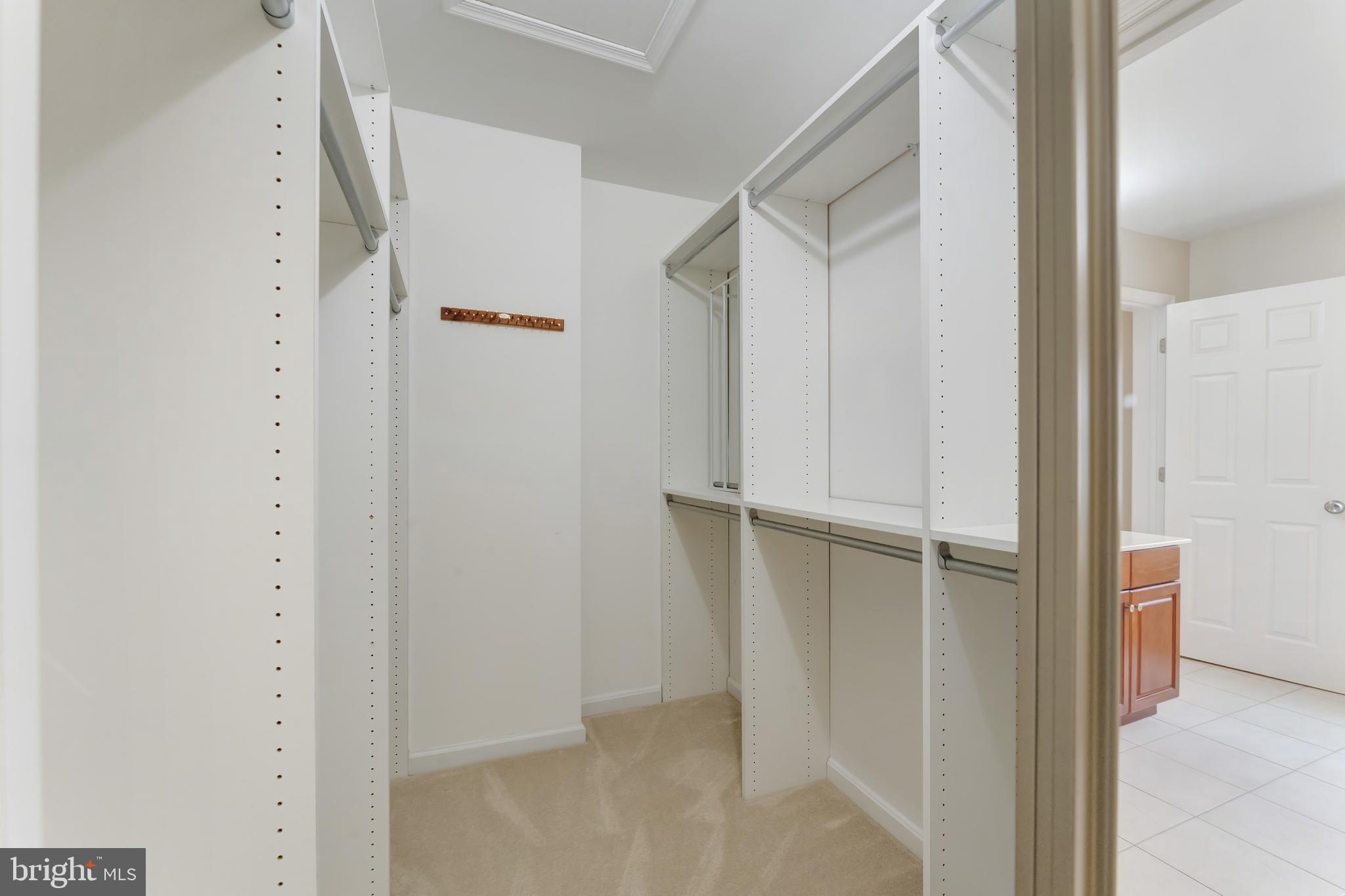 WALNUT HILL ESTATES - Residential