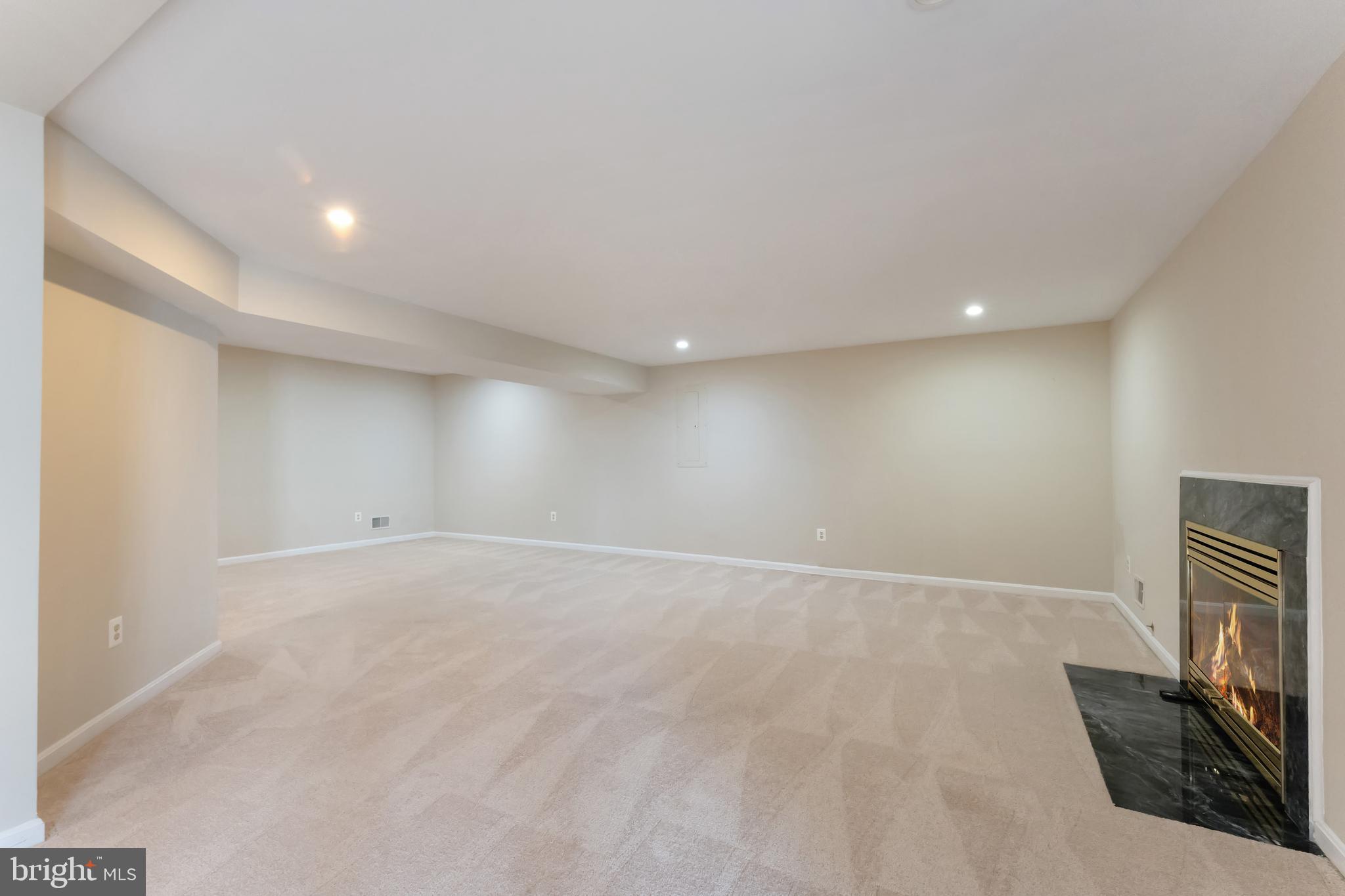 WALNUT HILL ESTATES - Residential