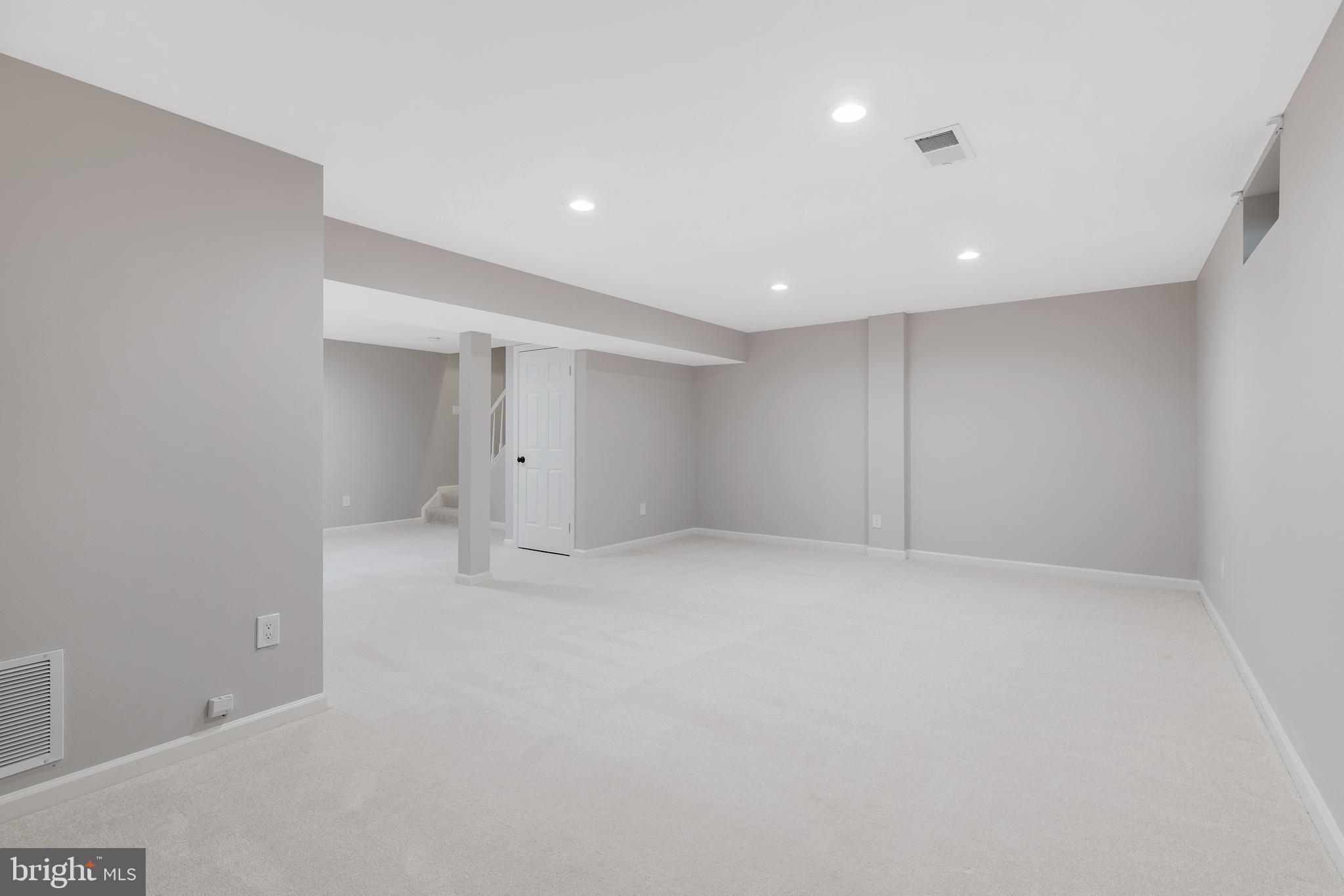 LANDSDOWNE - Residential